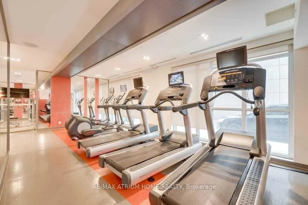 5 Hanna Avenue, #547