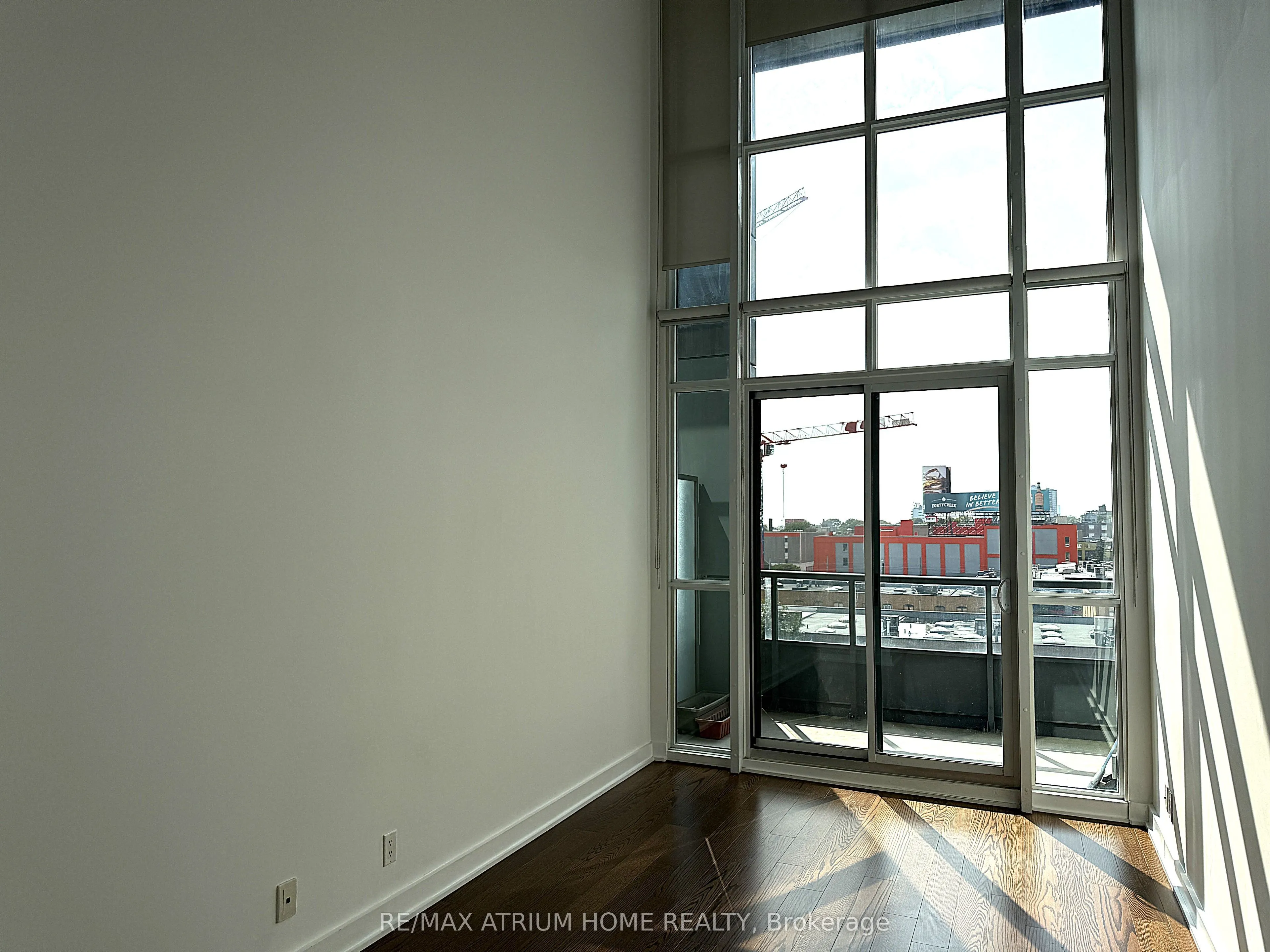 5 Hanna Avenue, #547