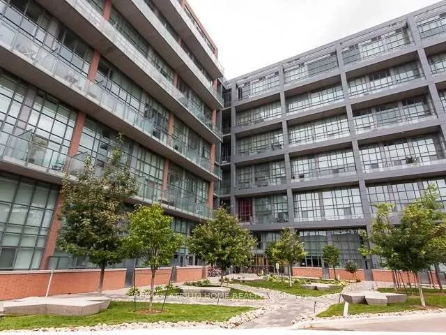 5 Hanna Avenue, #547