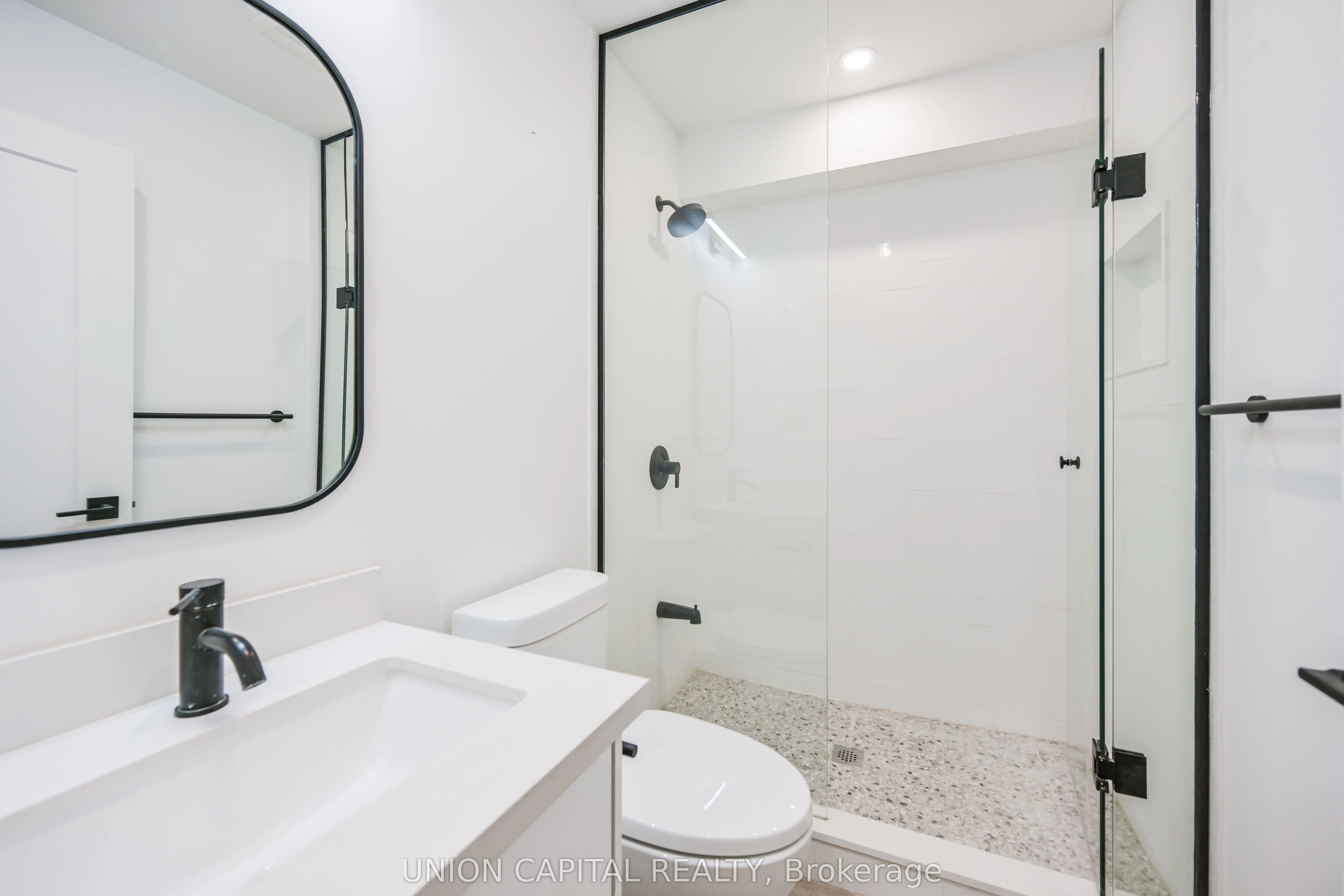 156 Dovercourt Road, #1