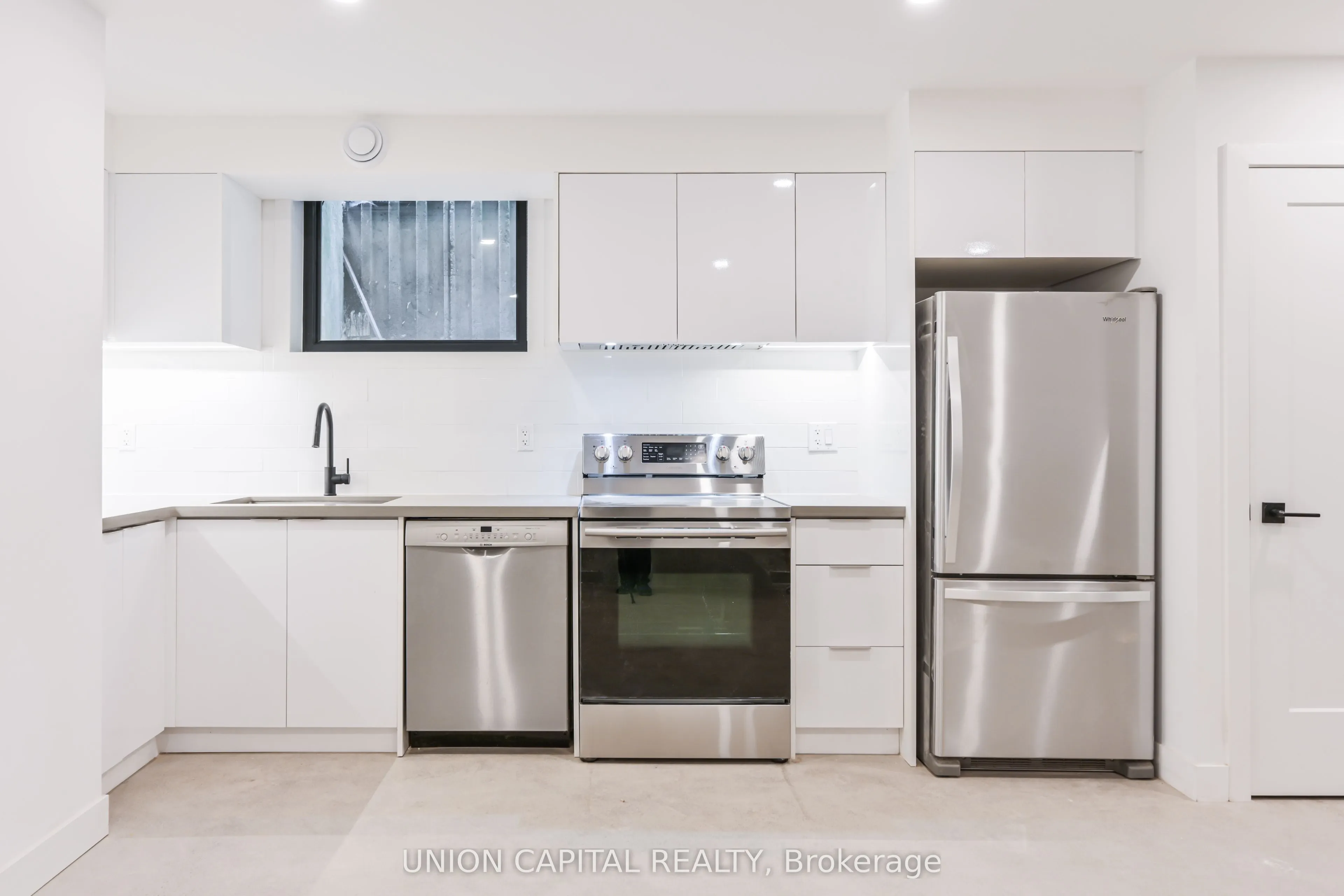 156 Dovercourt Road, #1