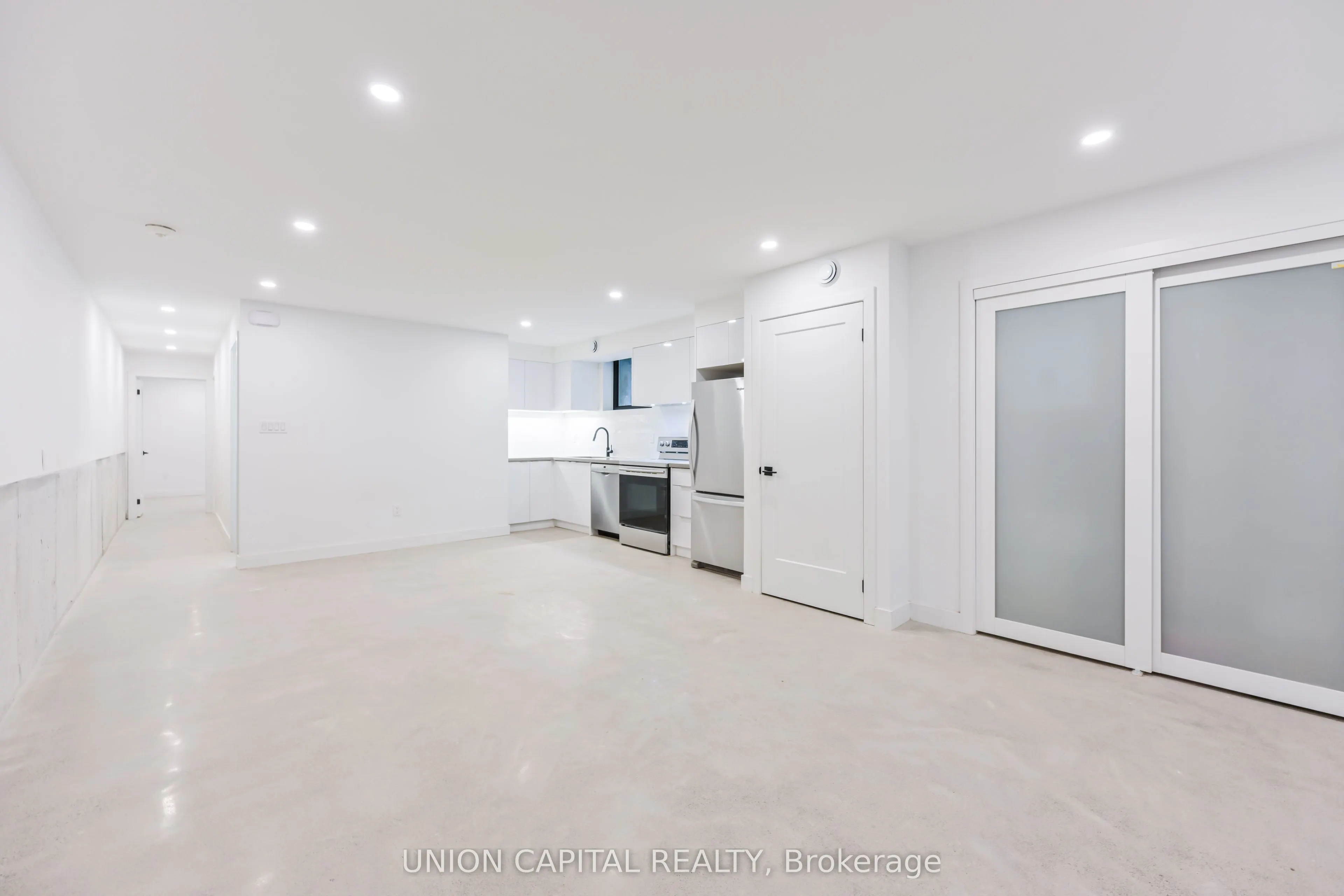 156 Dovercourt Road, #1