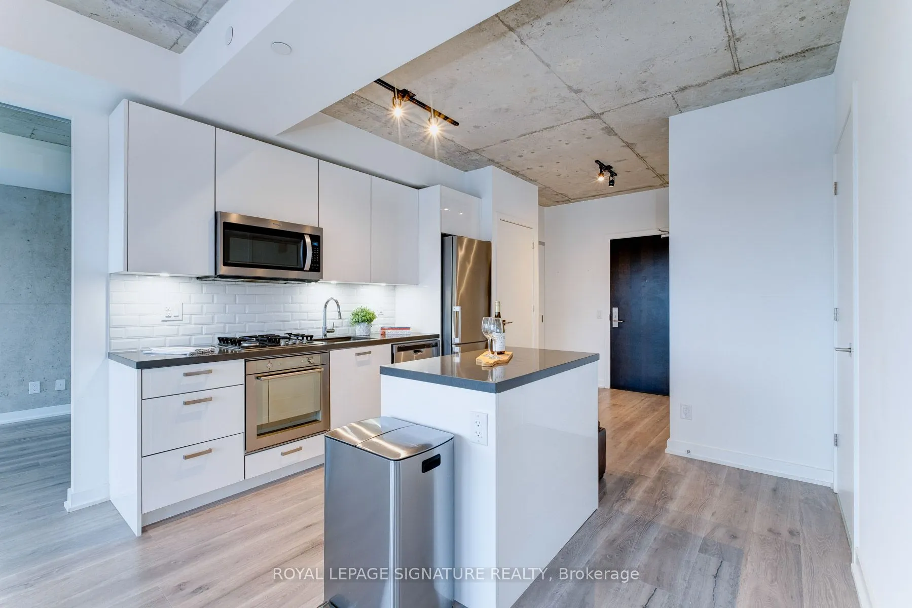 55 Ontario Street, #1401