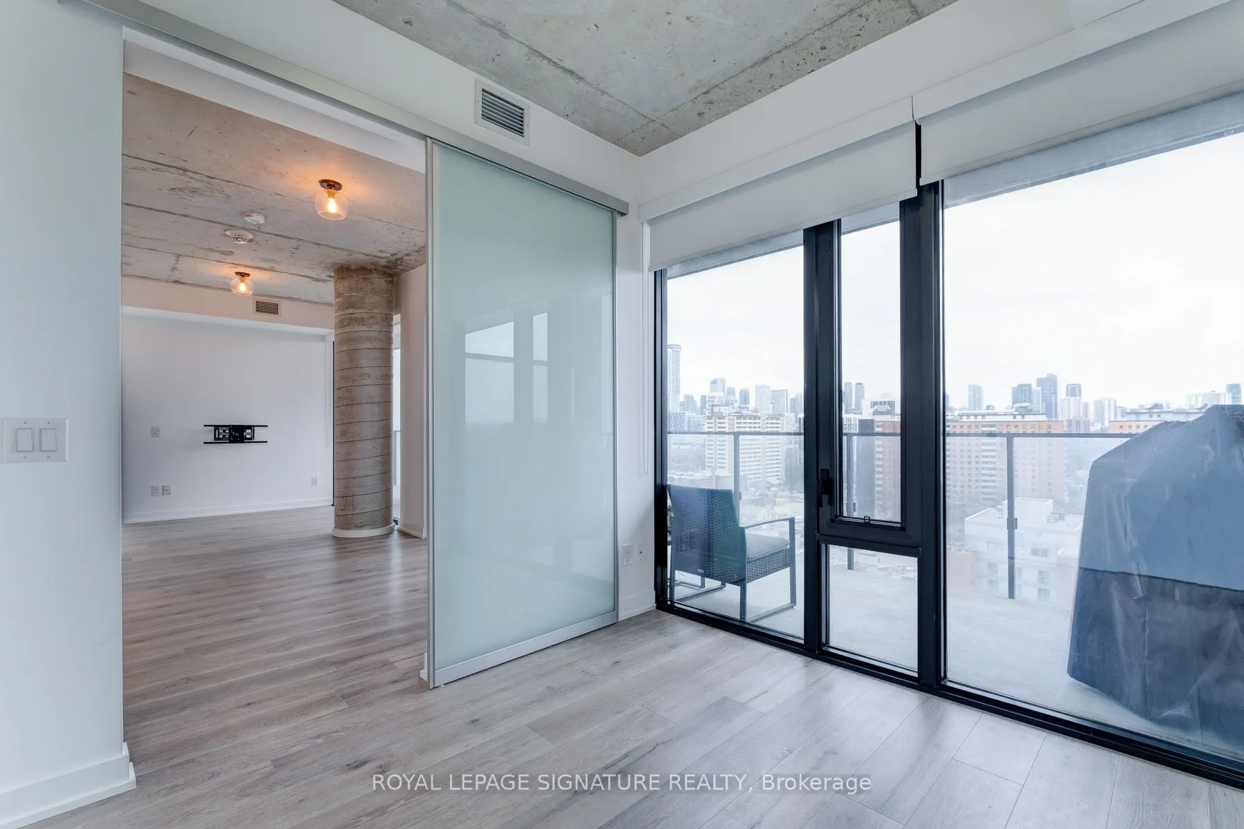 55 Ontario Street, #1401