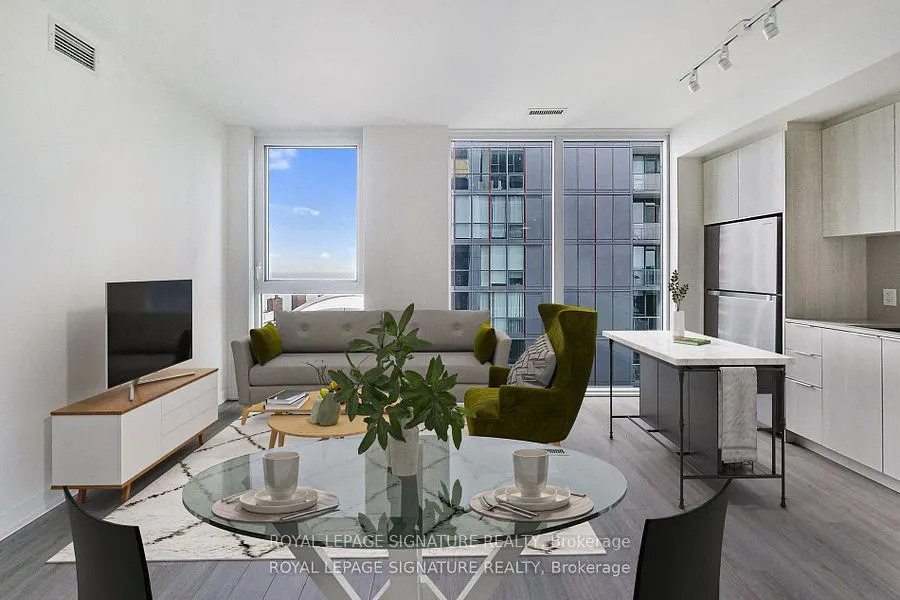 357 King Street W, #3408