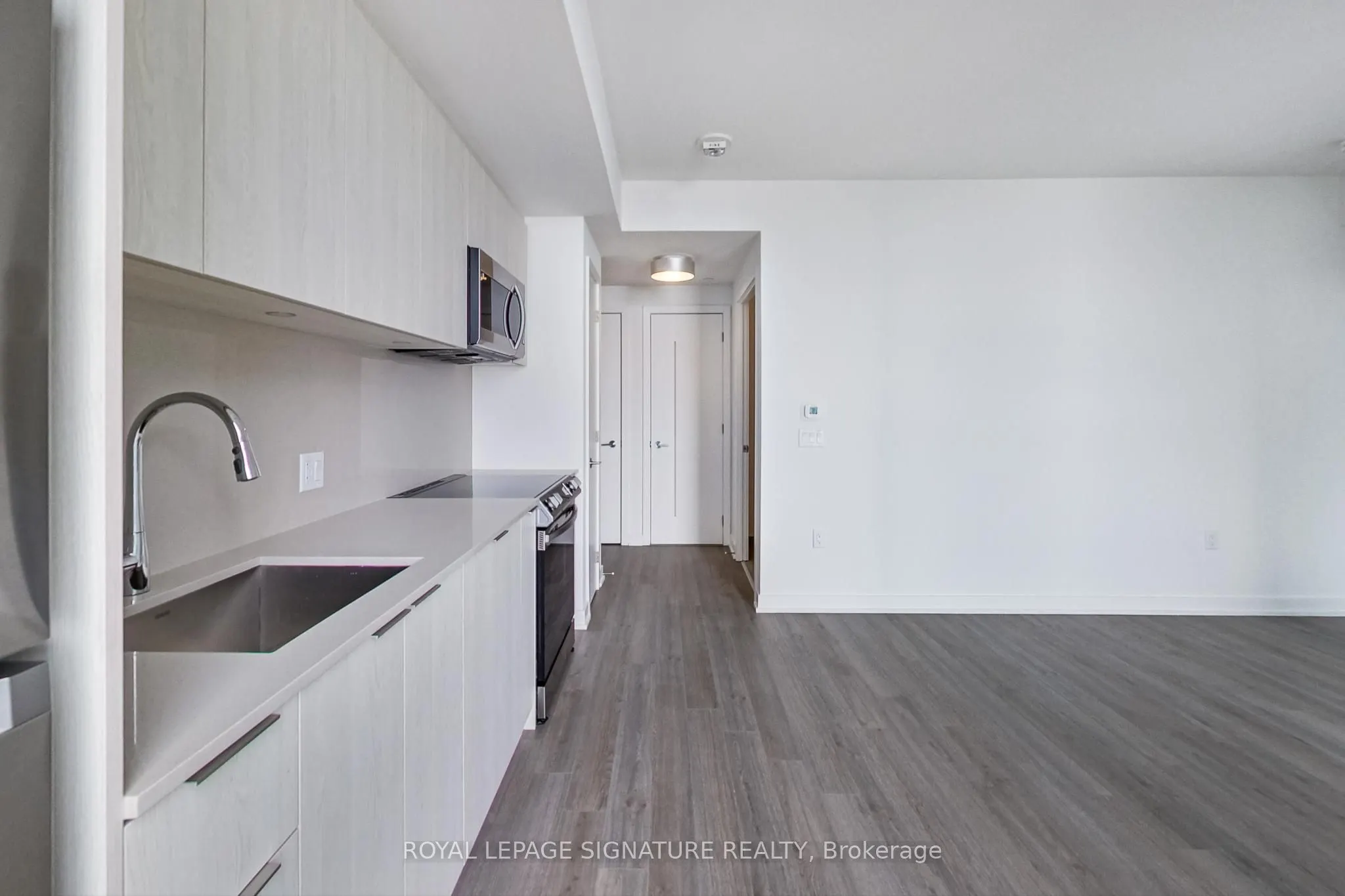 357 King Street W, #3408