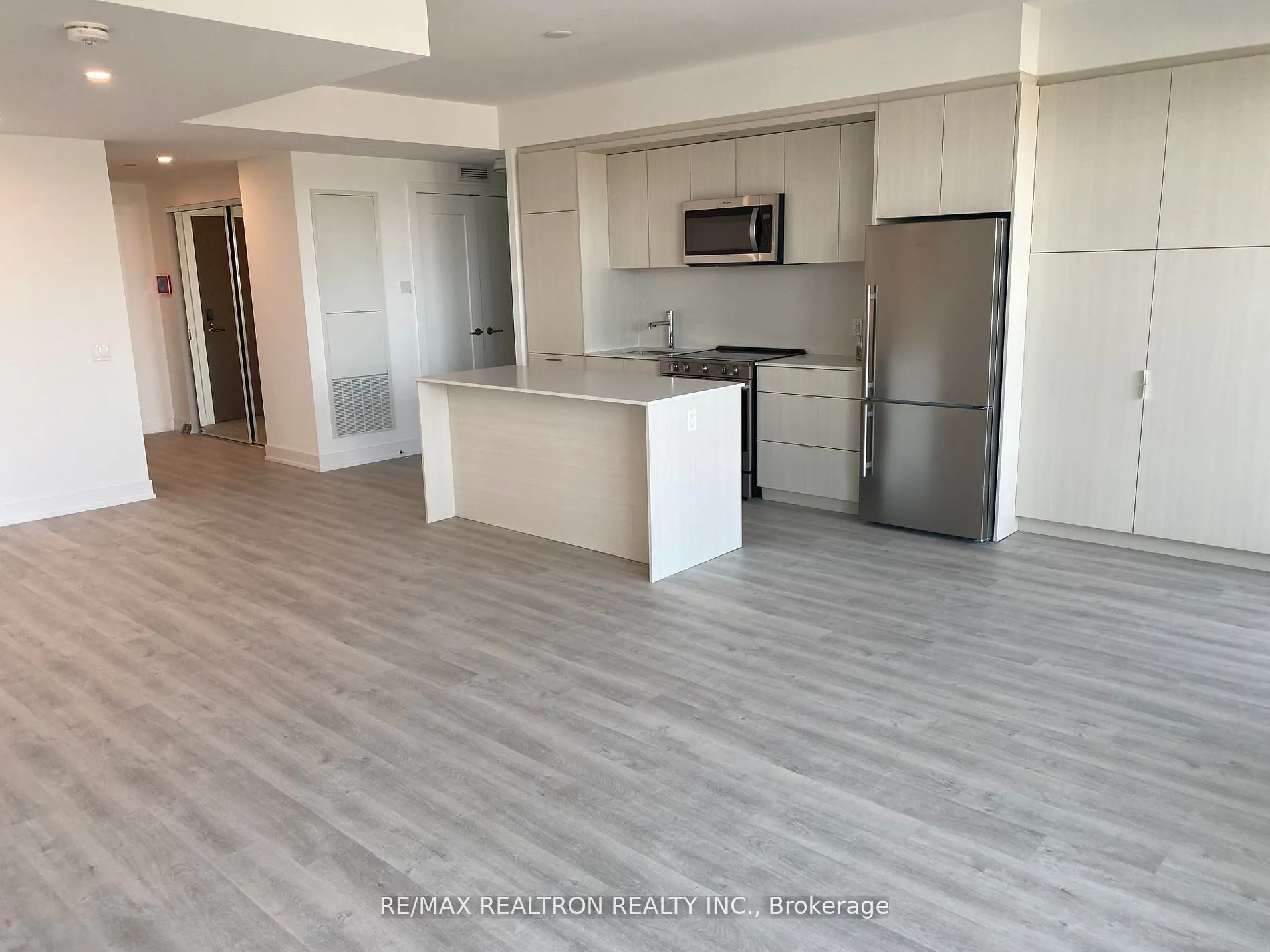 20 Inn On the park Drive, #1539