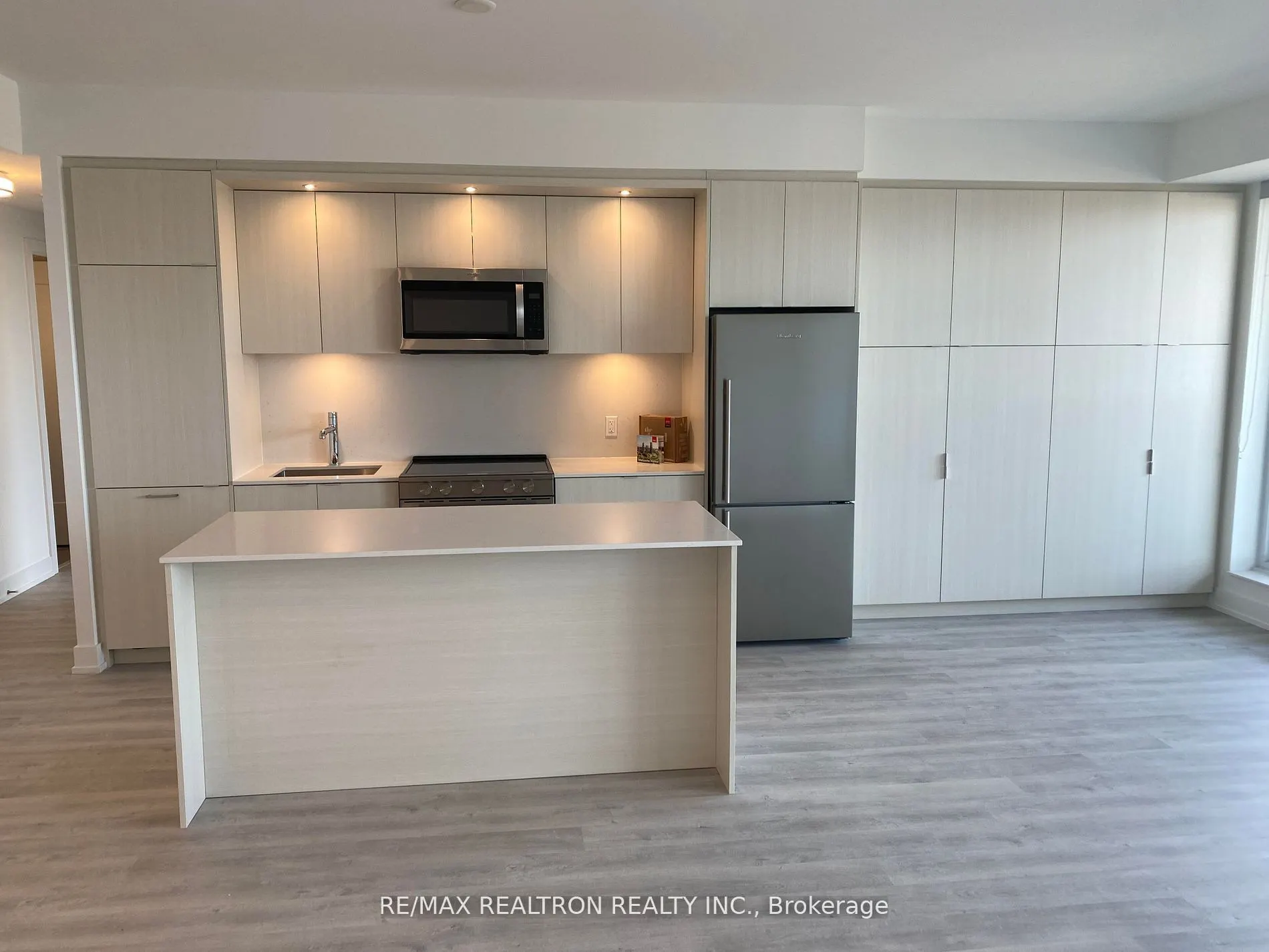 20 Inn On the park Drive, #1539