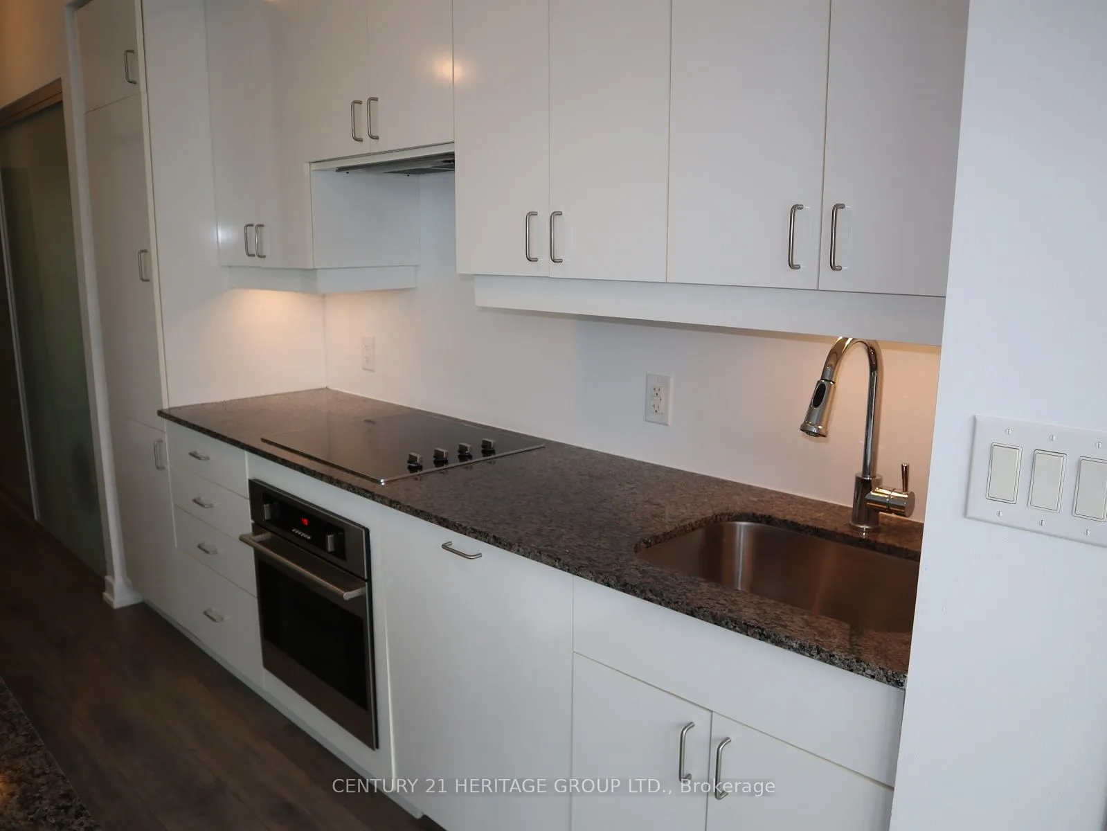 426 University Avenue, #3307
