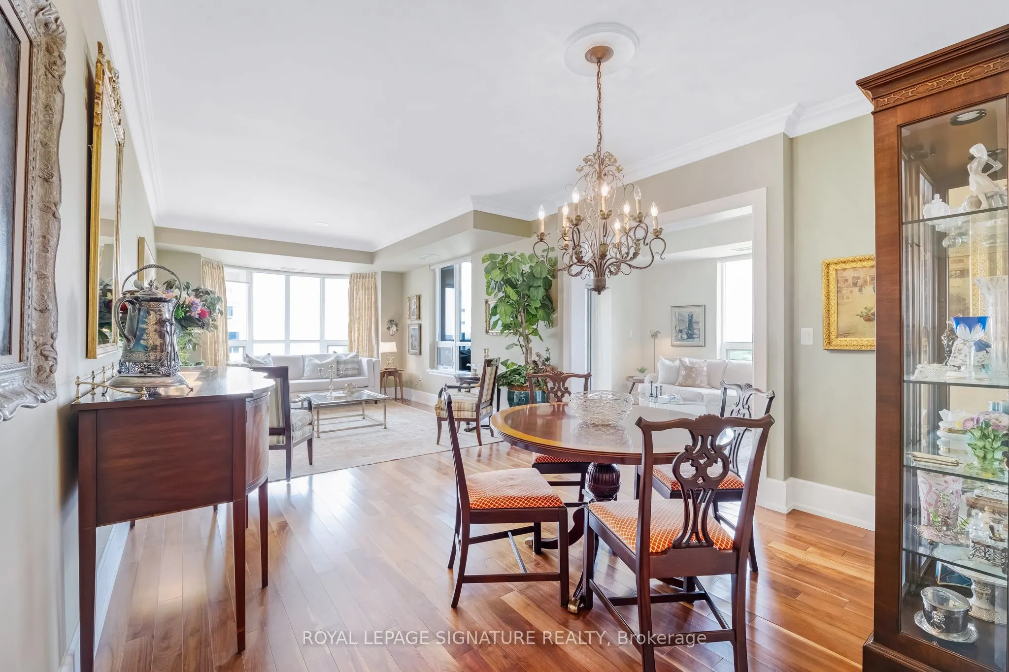 662 Sheppard Avenue E, #1704