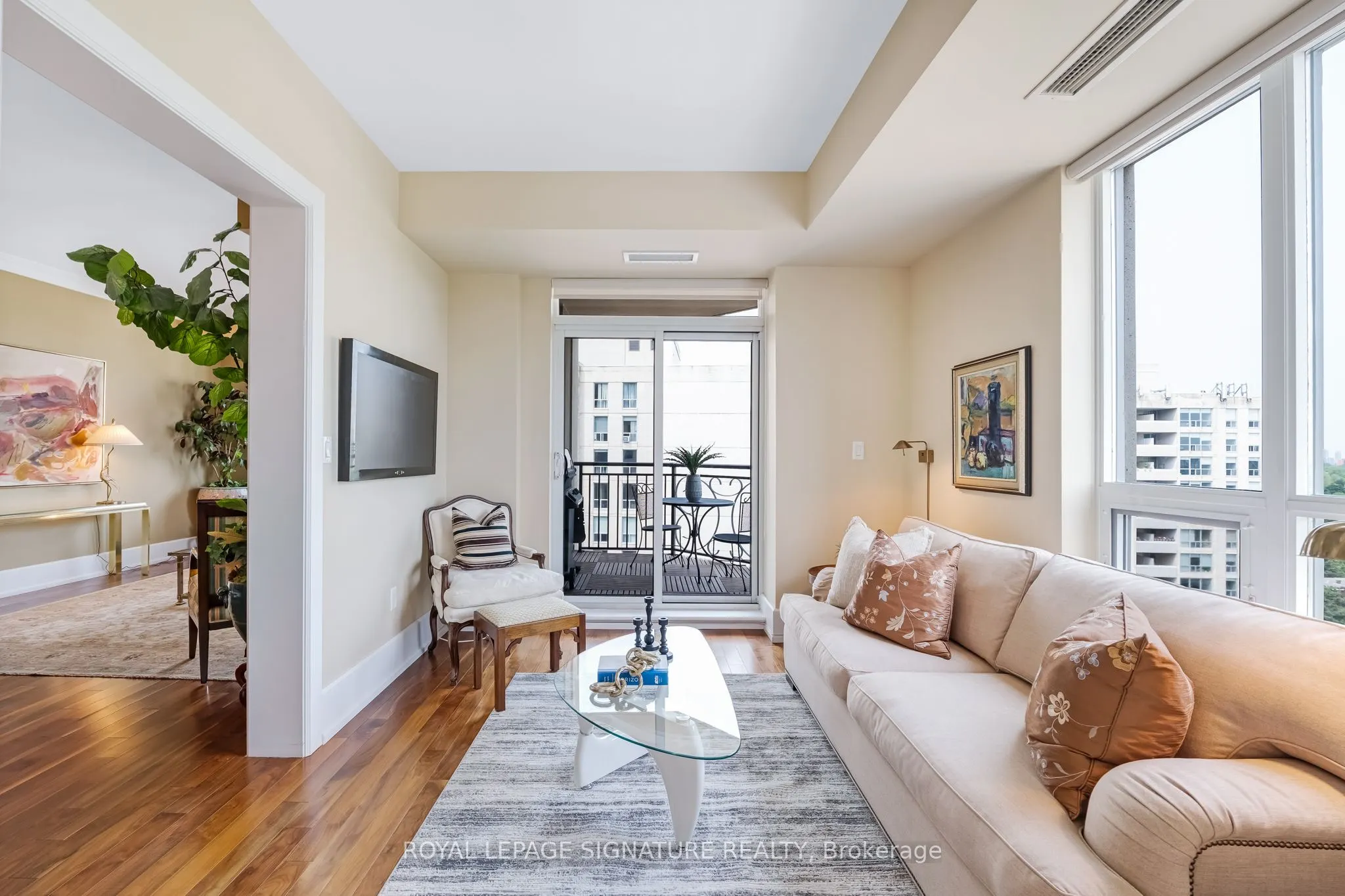 662 Sheppard Avenue E, #1704