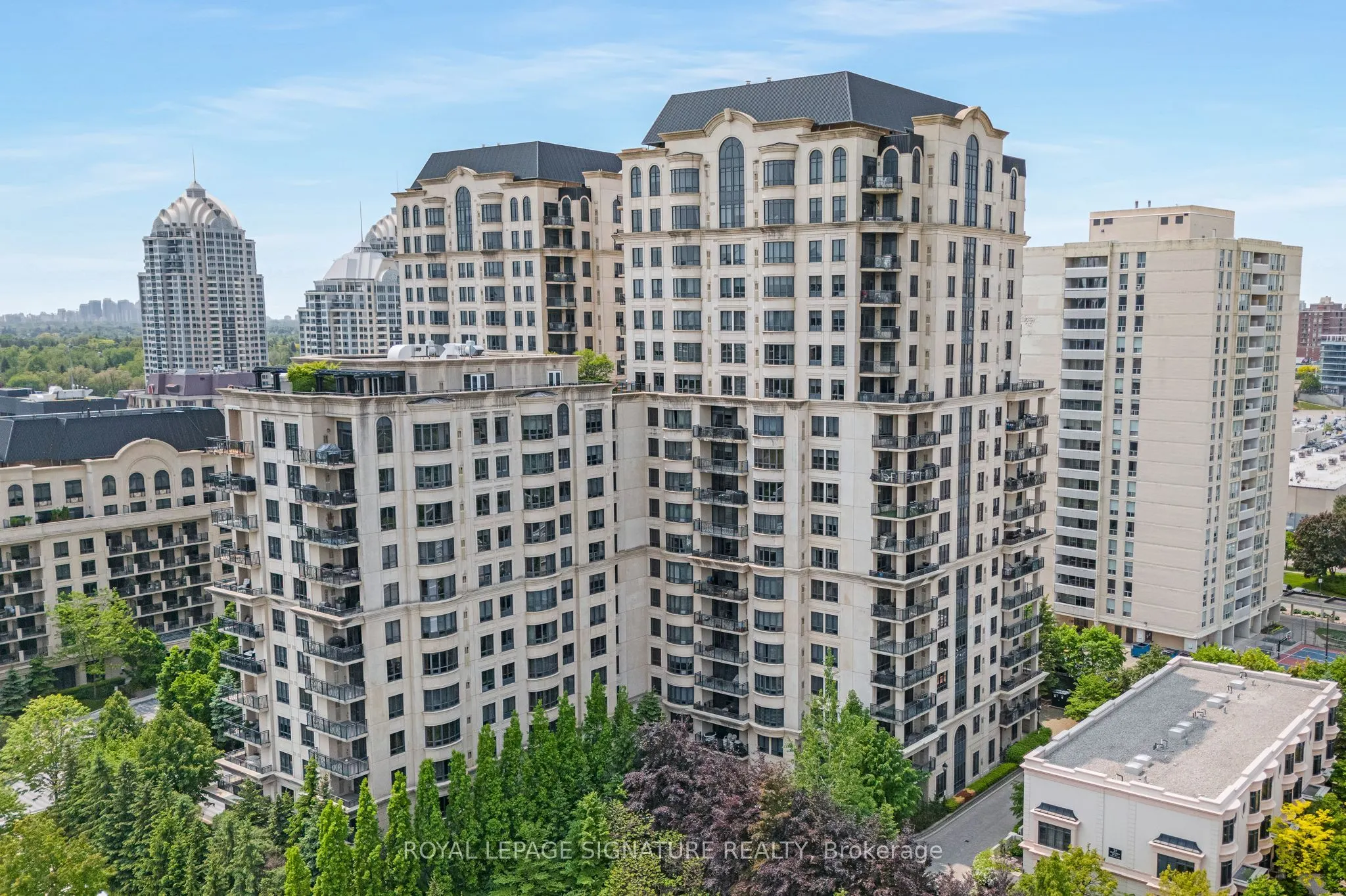 662 Sheppard Avenue E, #1704