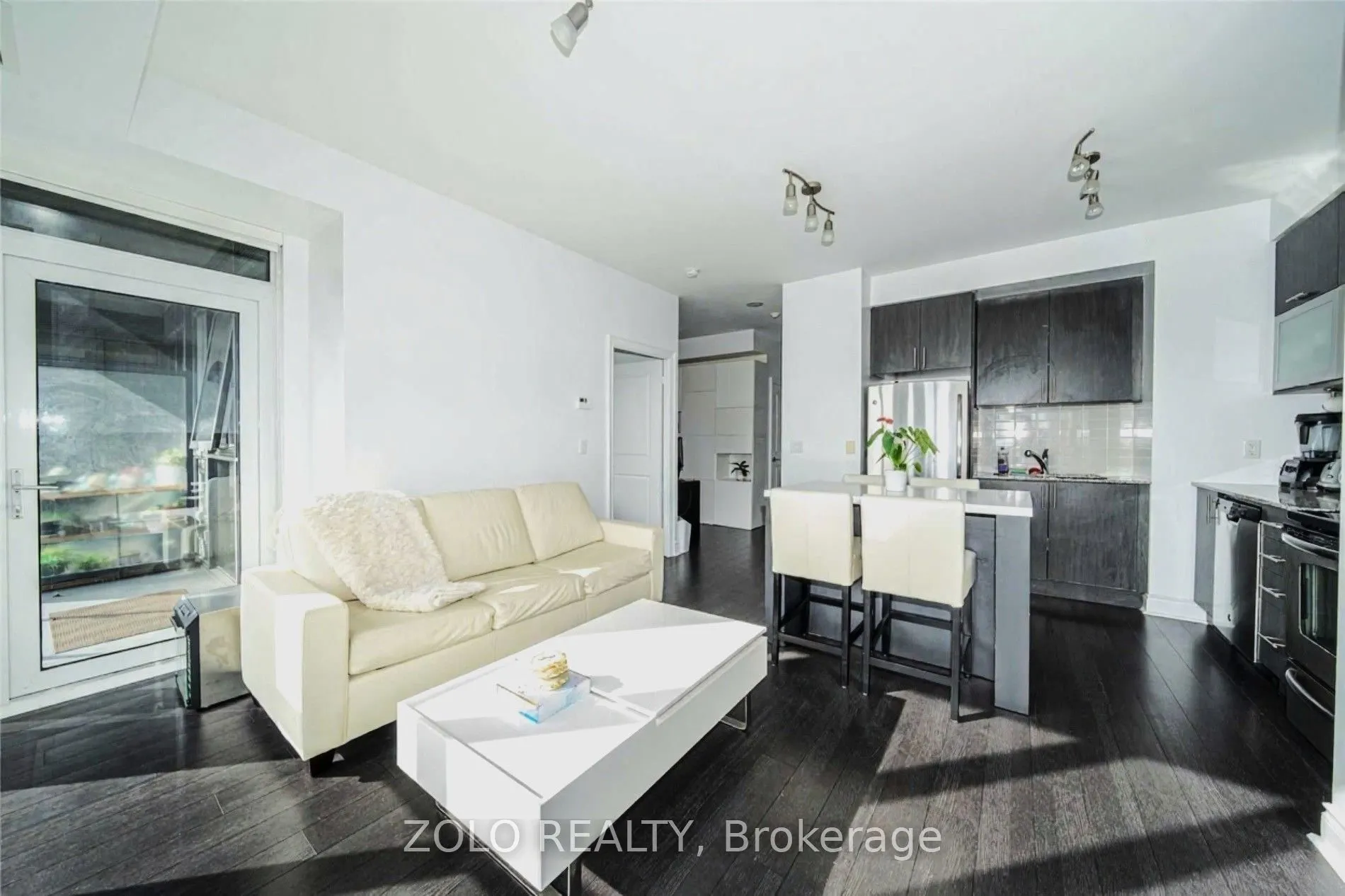 28 Ted Rogers Way, #2001