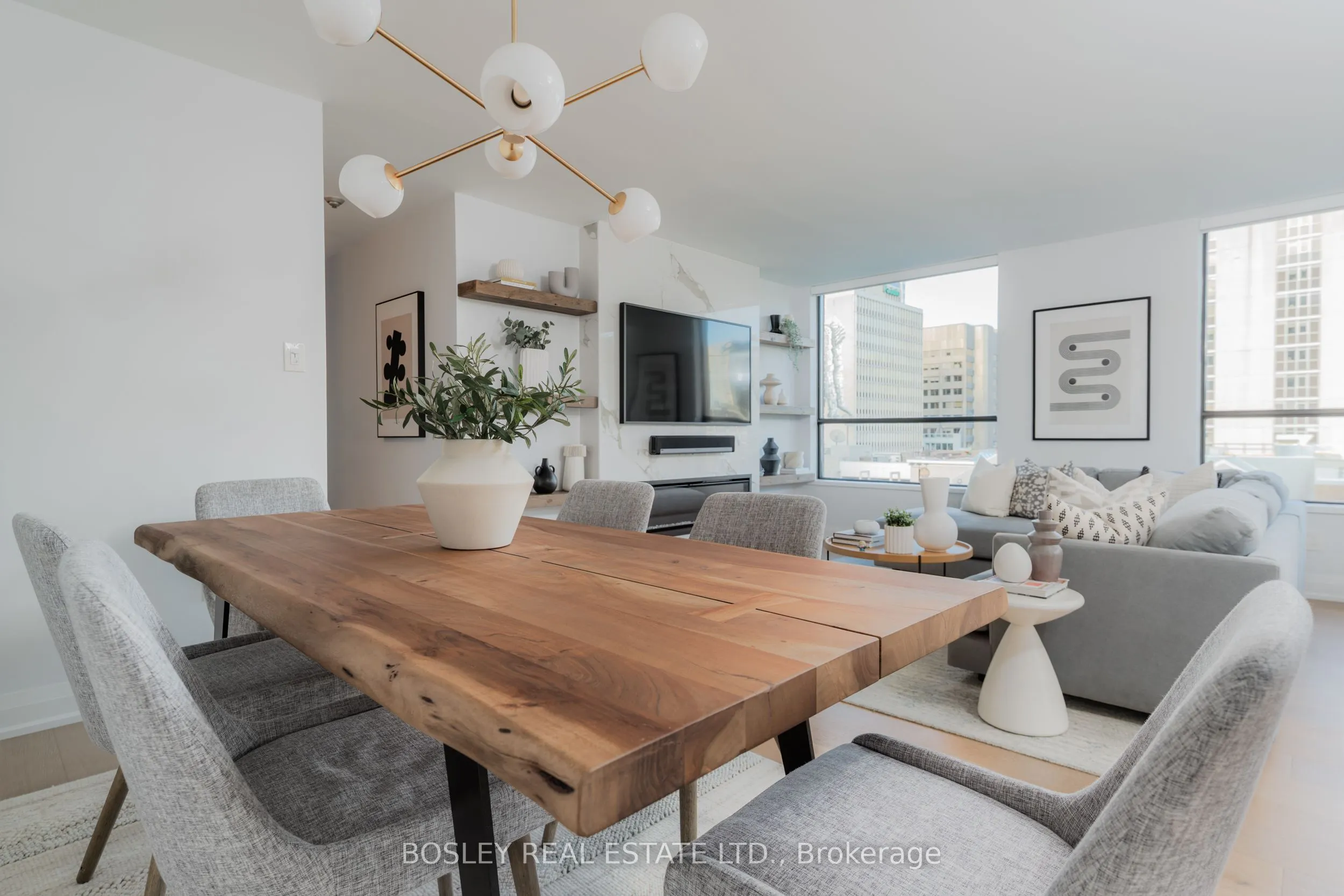 47 St Clair Avenue W, #406