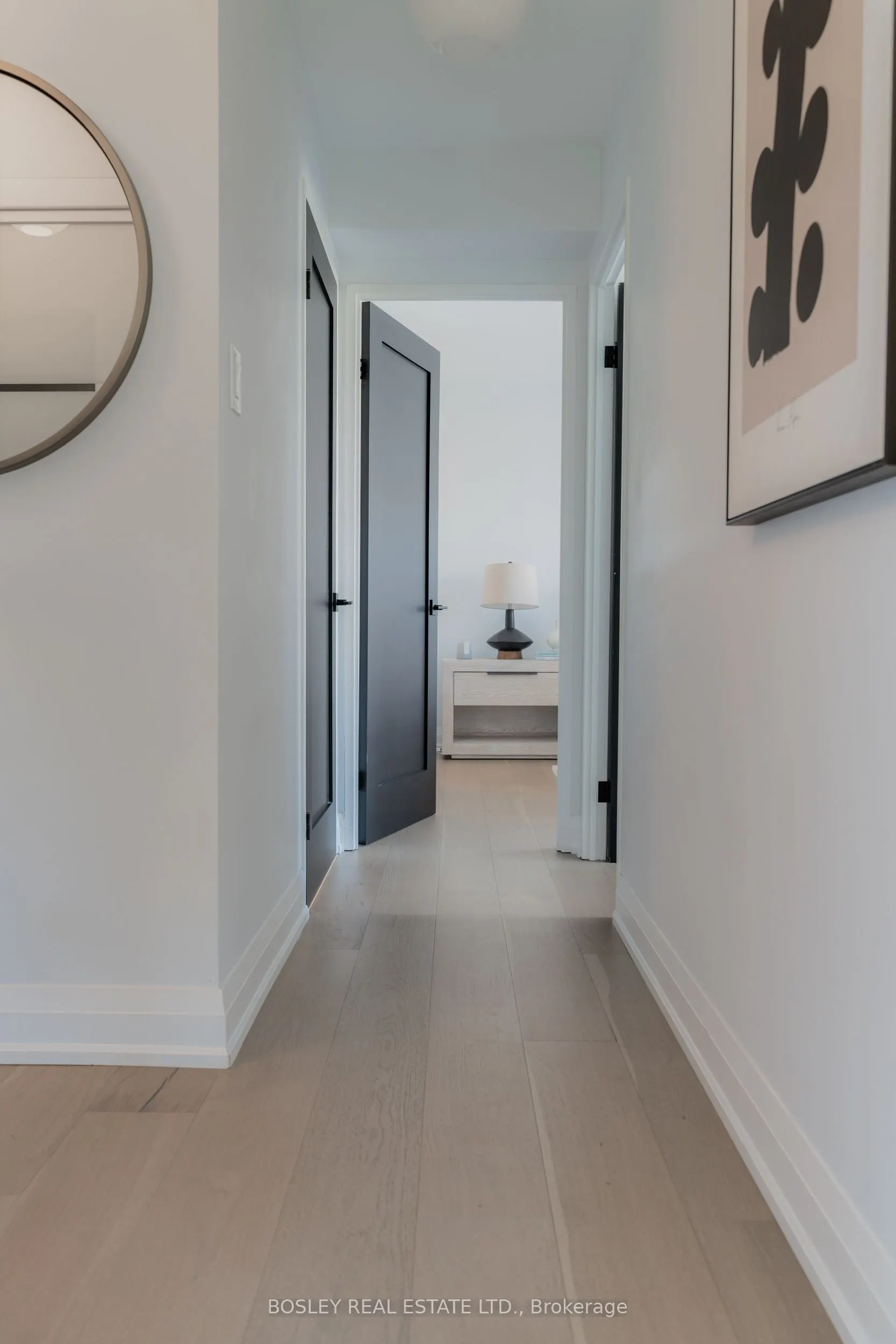 47 St Clair Avenue W, #406