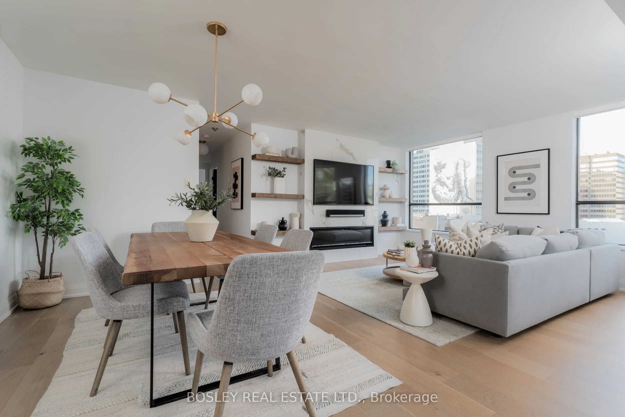 47 St Clair Avenue W, #406