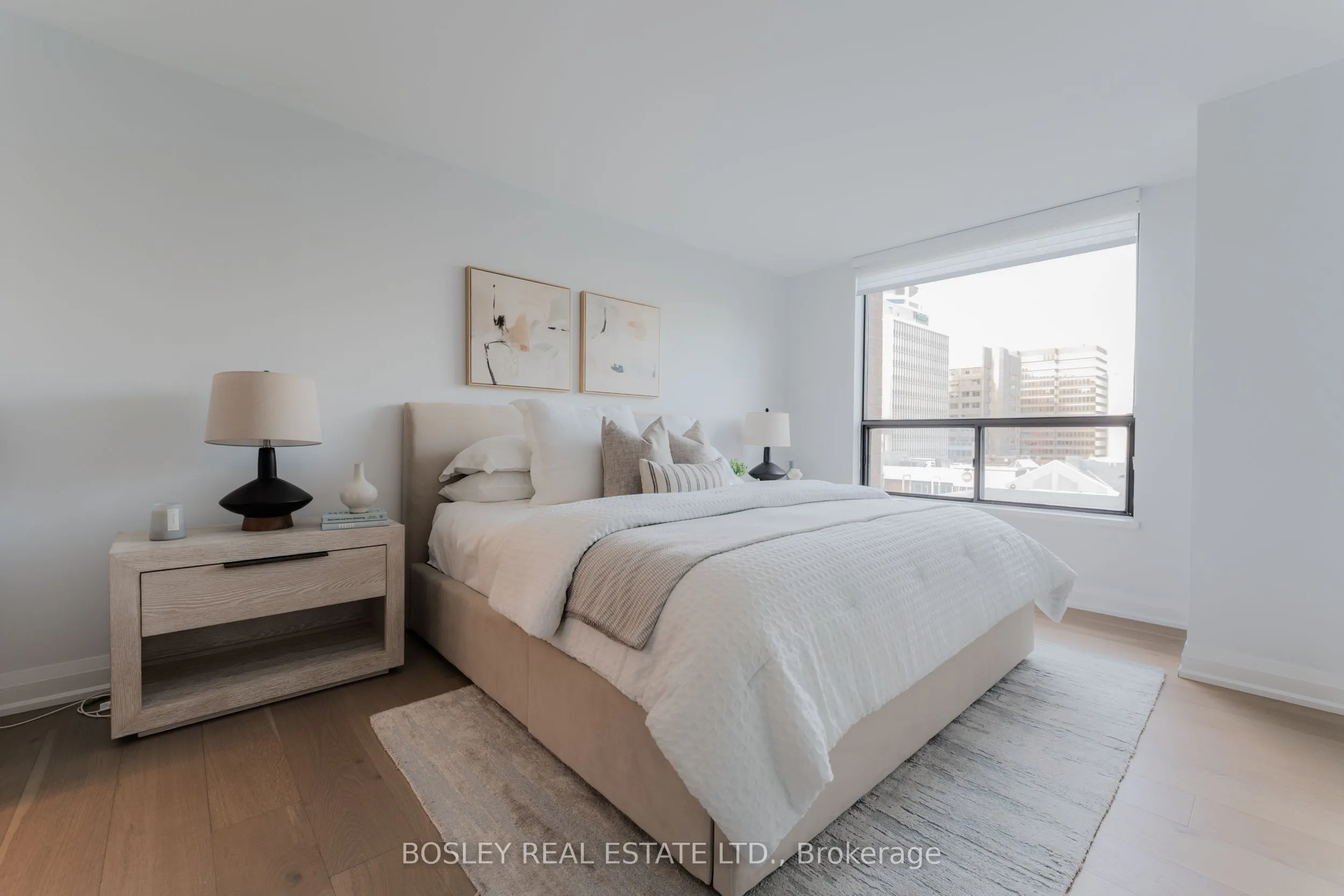 47 St Clair Avenue W, #406