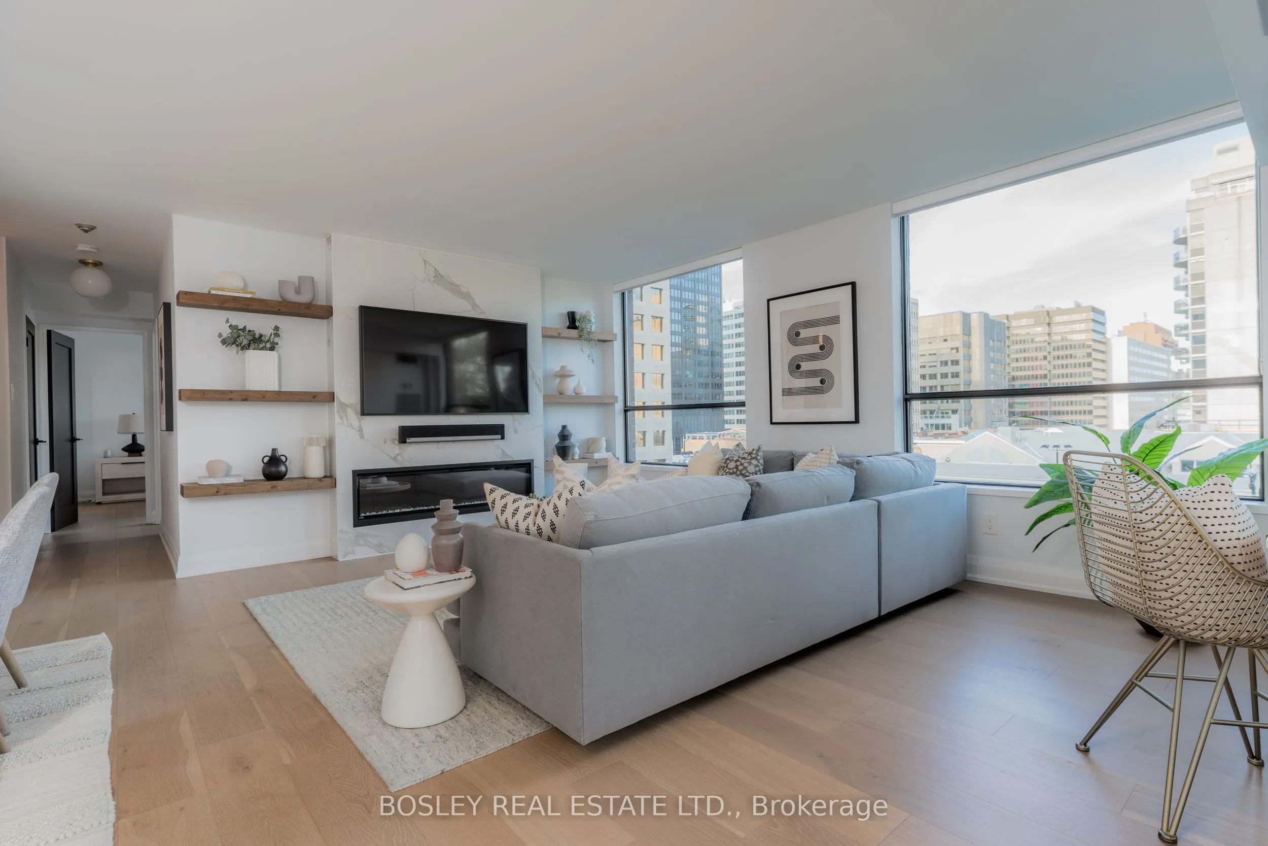47 St Clair Avenue W, #406