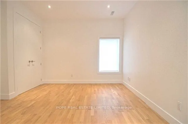 427 Crawford Street, #6