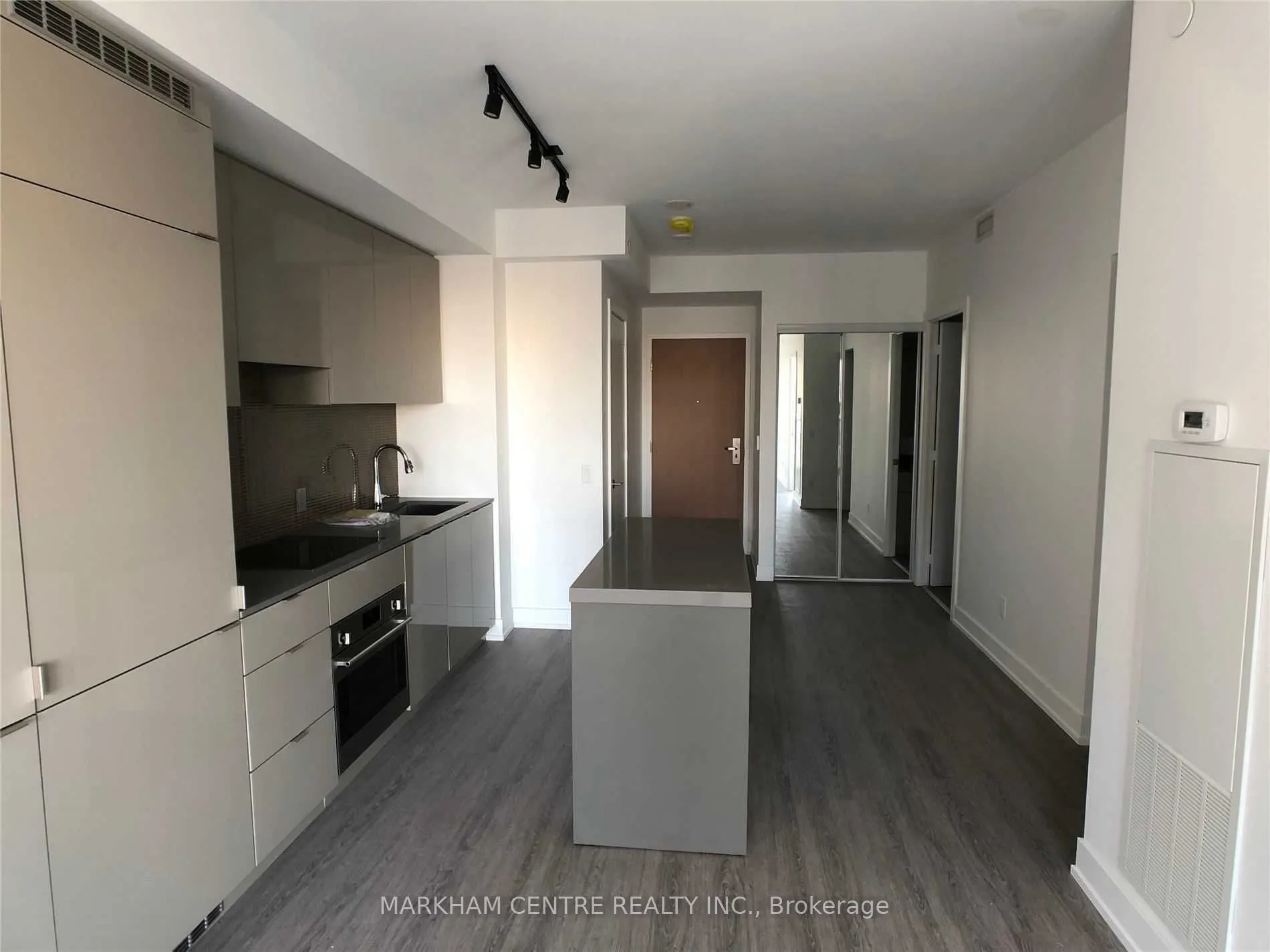 7 Grenville Street, #1706