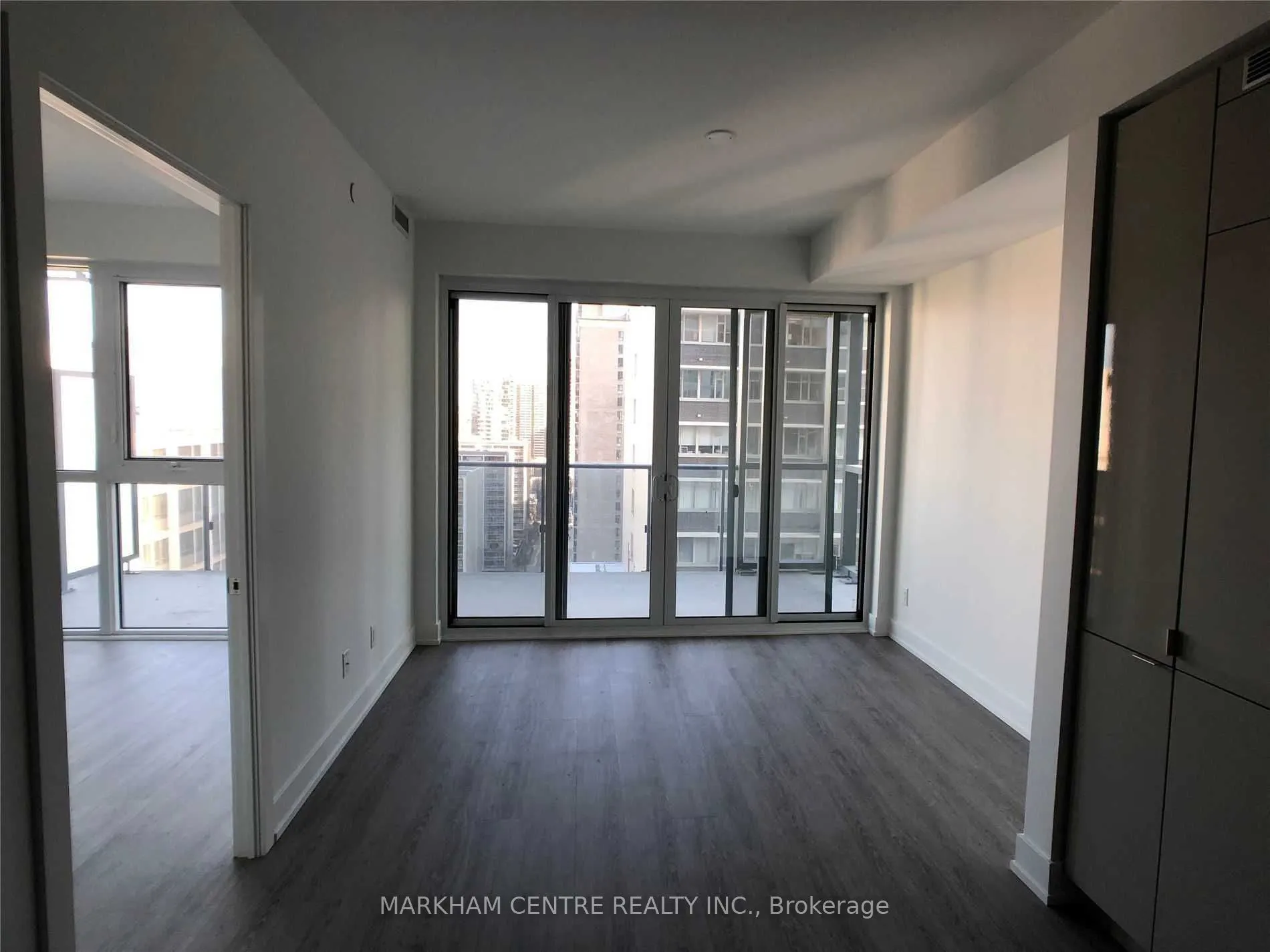 7 Grenville Street, #1706