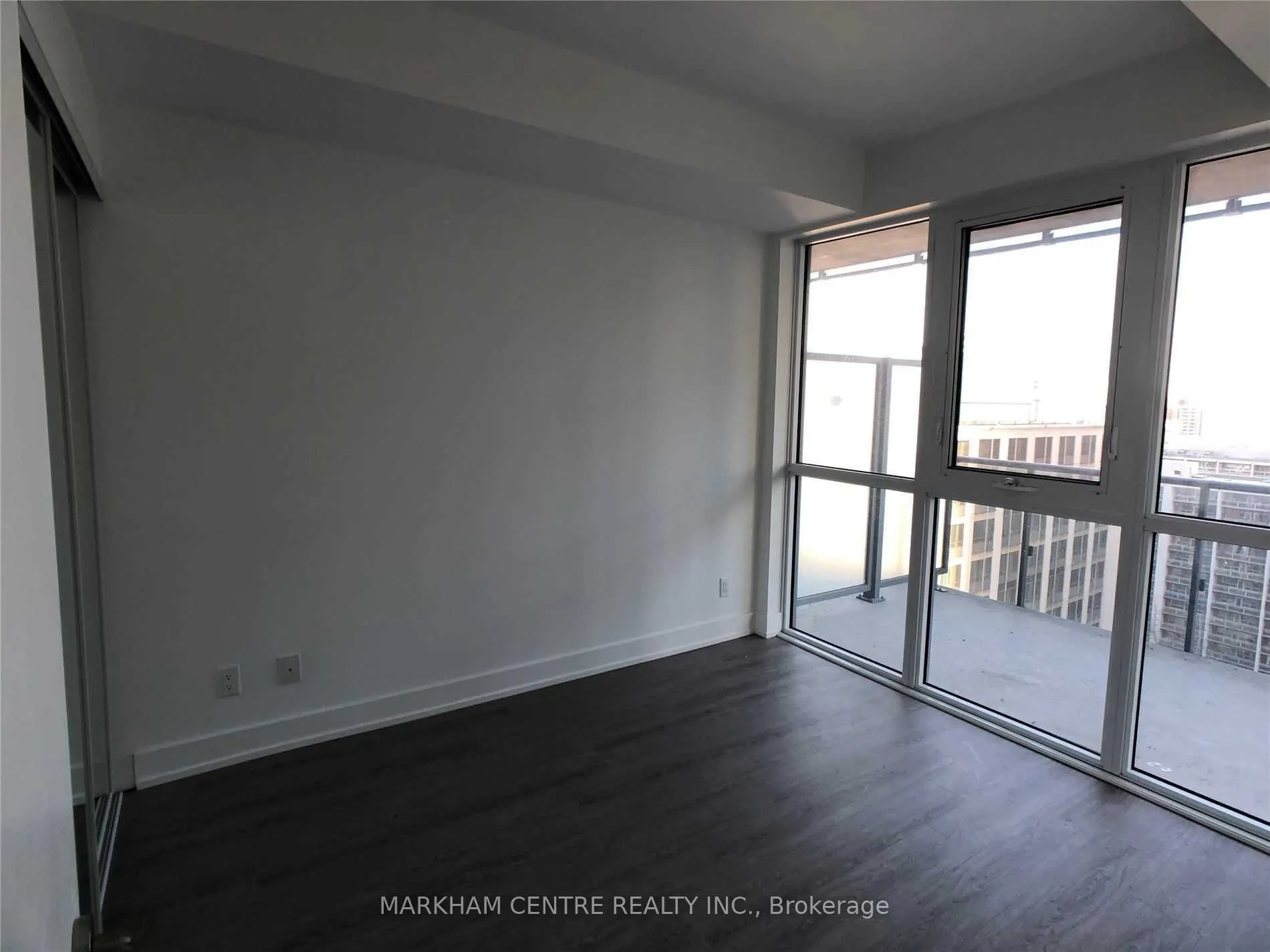 7 Grenville Street, #1706
