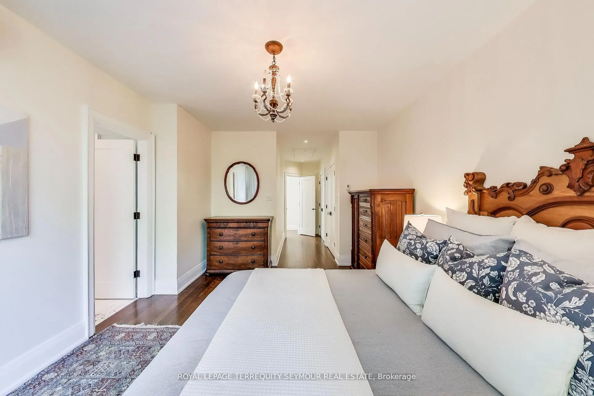 275 Fairlawn Avenue