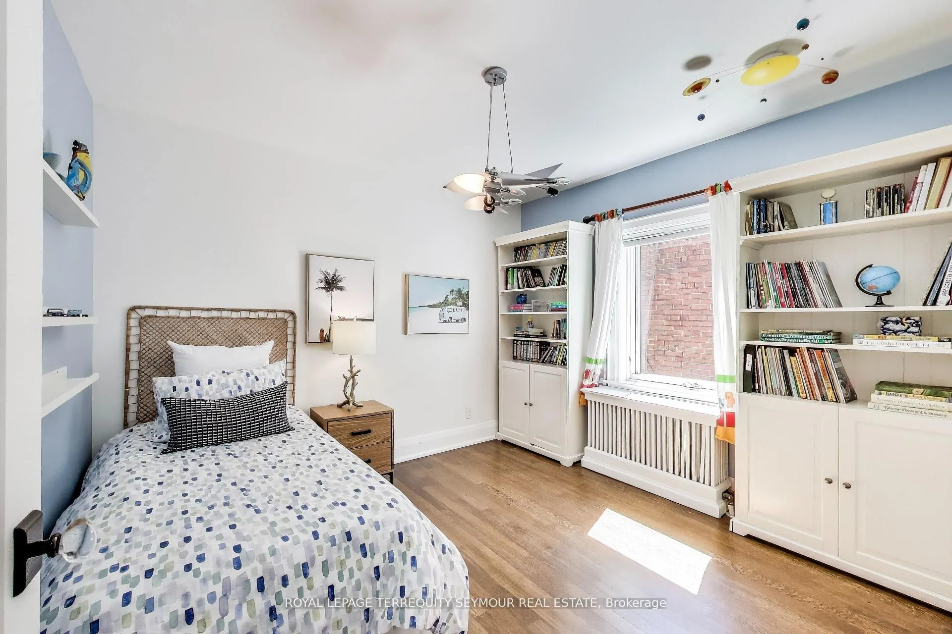 275 Fairlawn Avenue