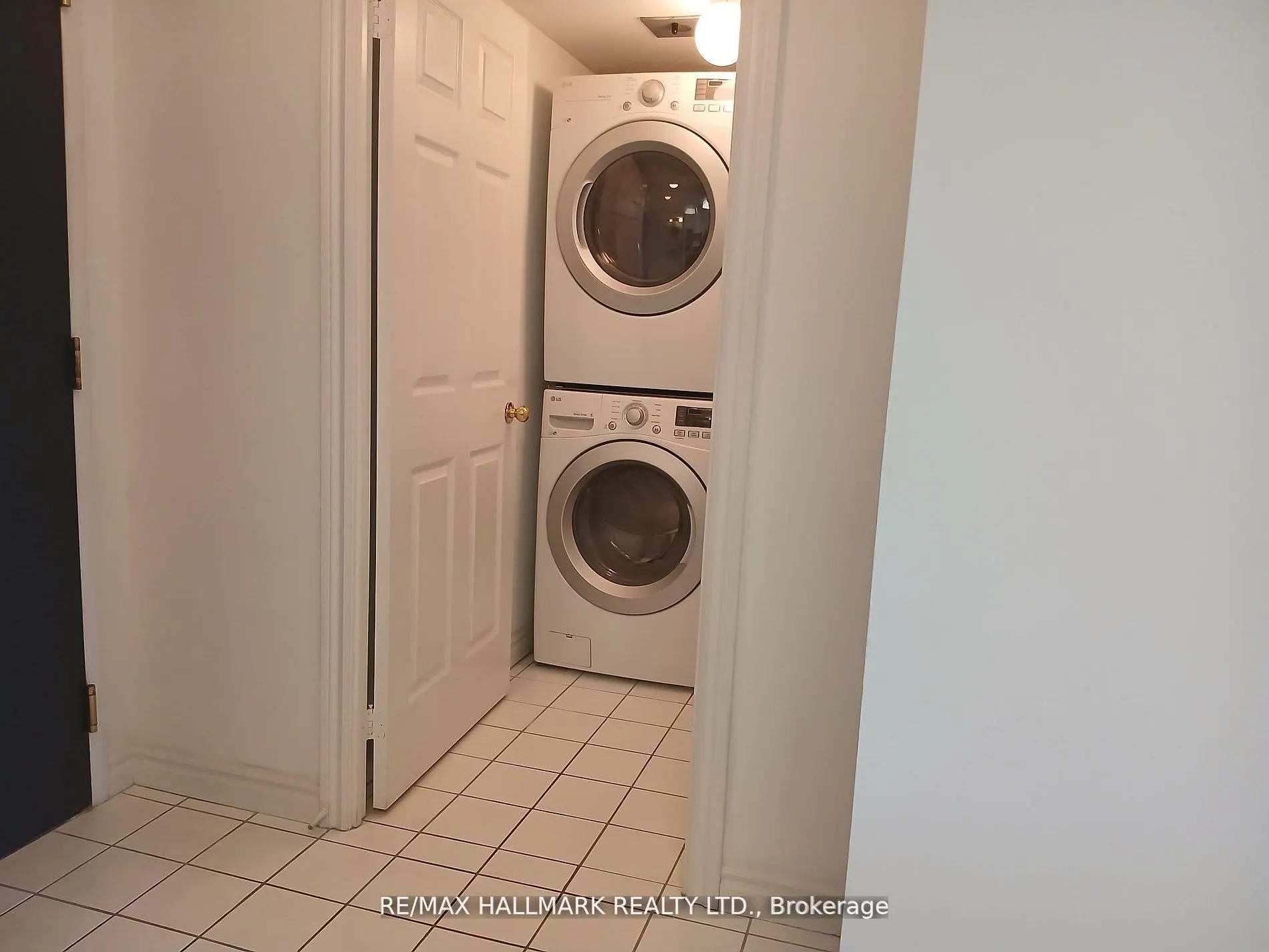 1720 Eglinton Avenue E, #503