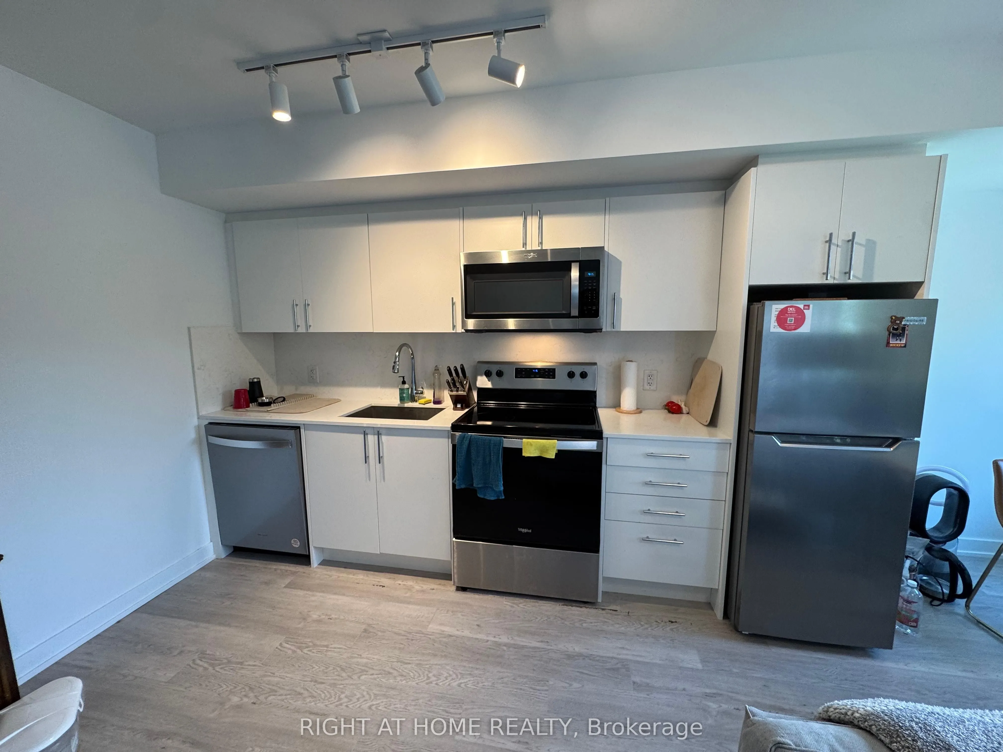 3 Strathgowan Avenue, #313