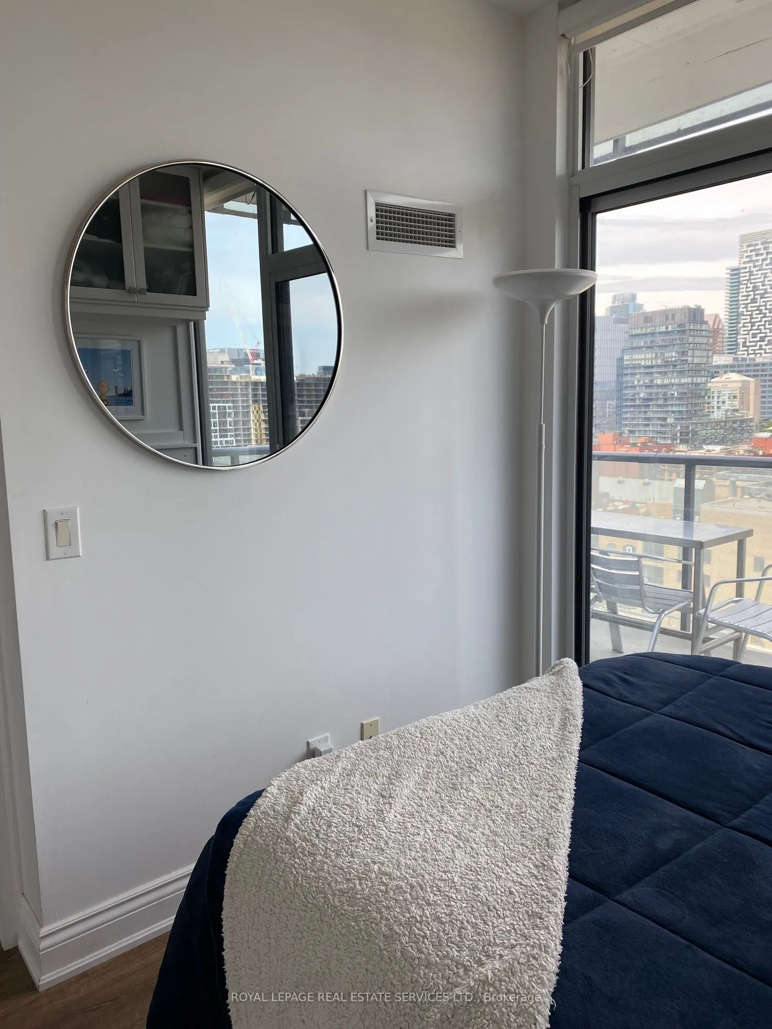 1 Market Street, #1605