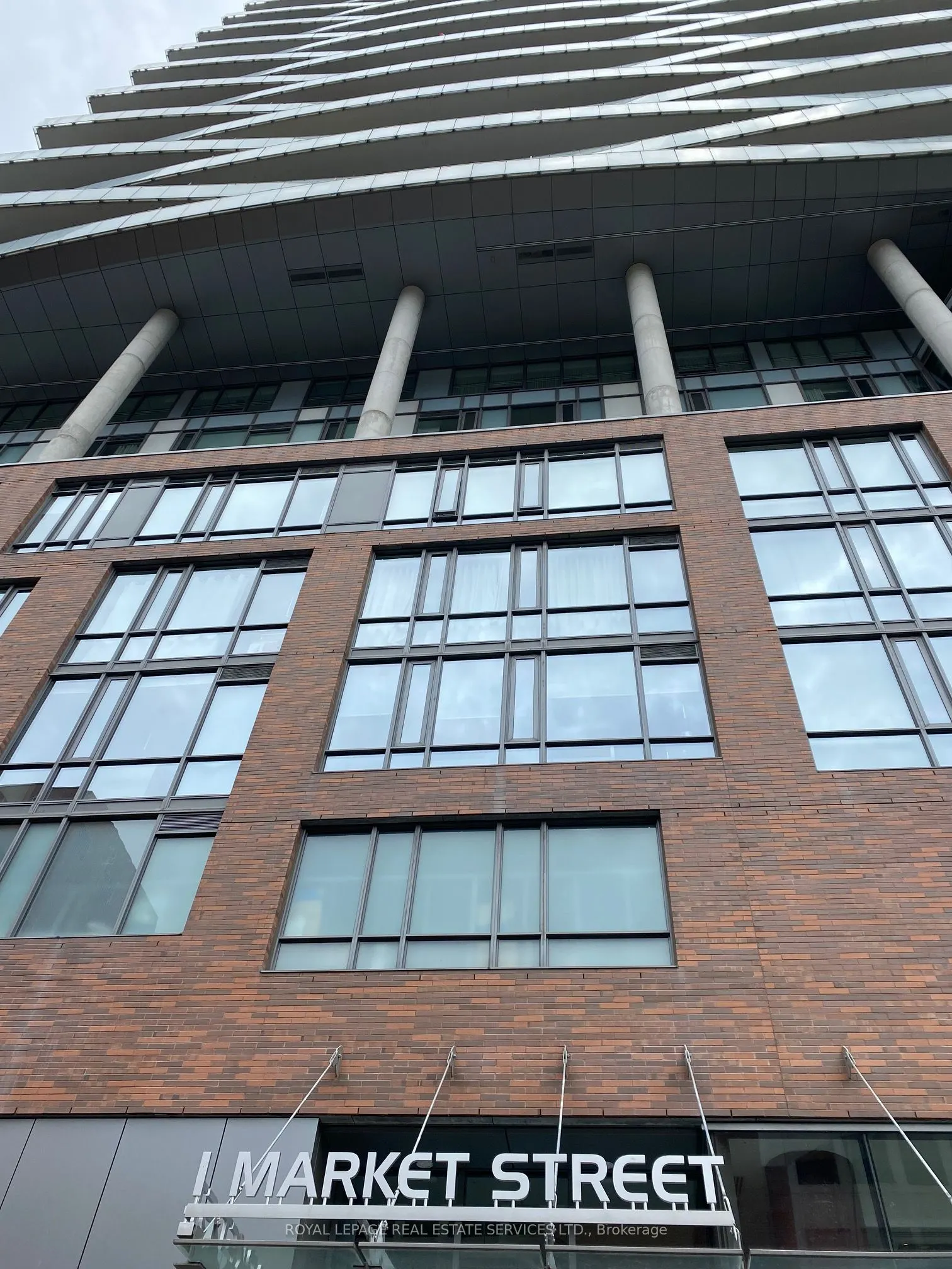 1 Market Street, #1605
