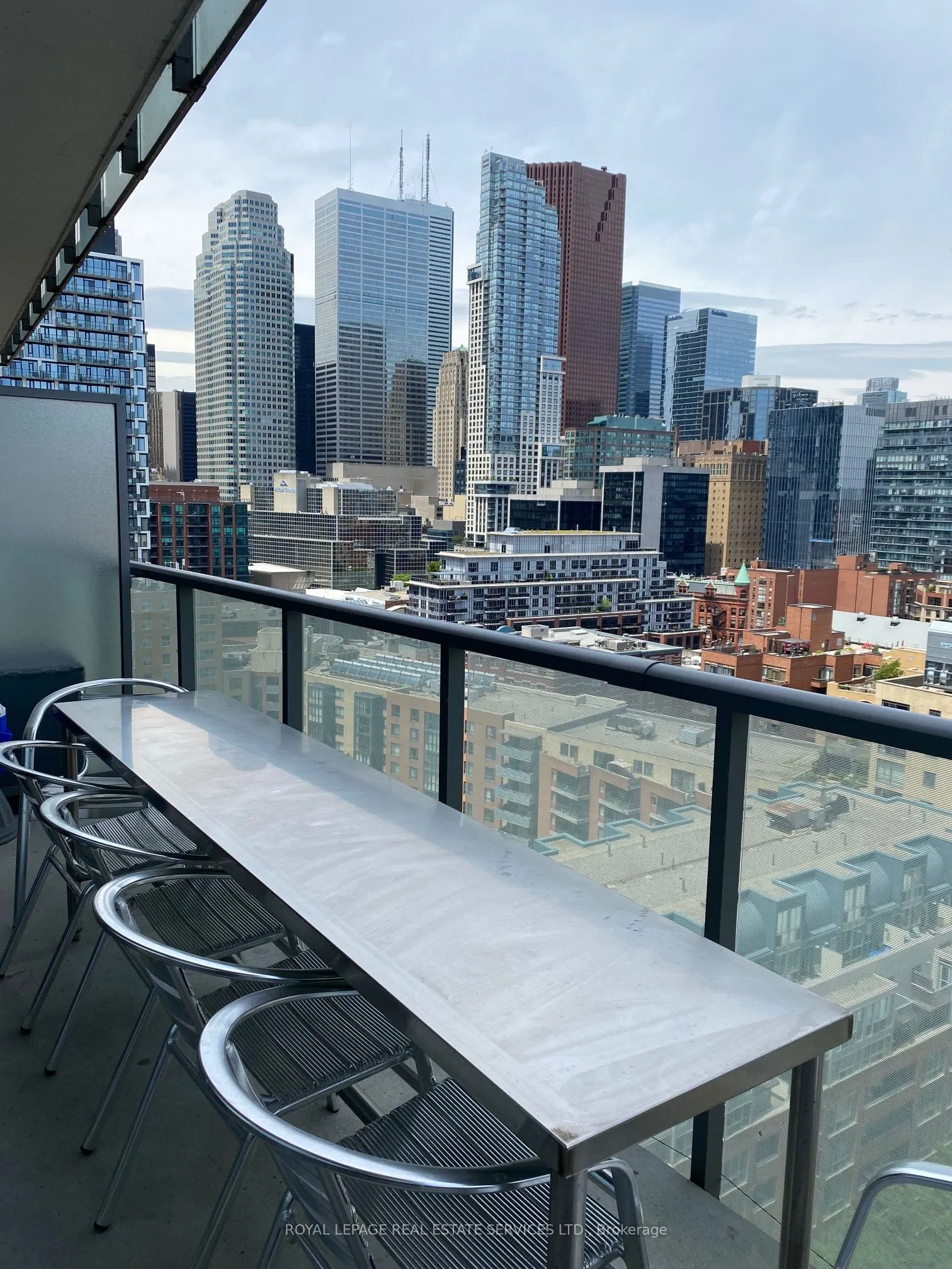 1 Market Street, #1605