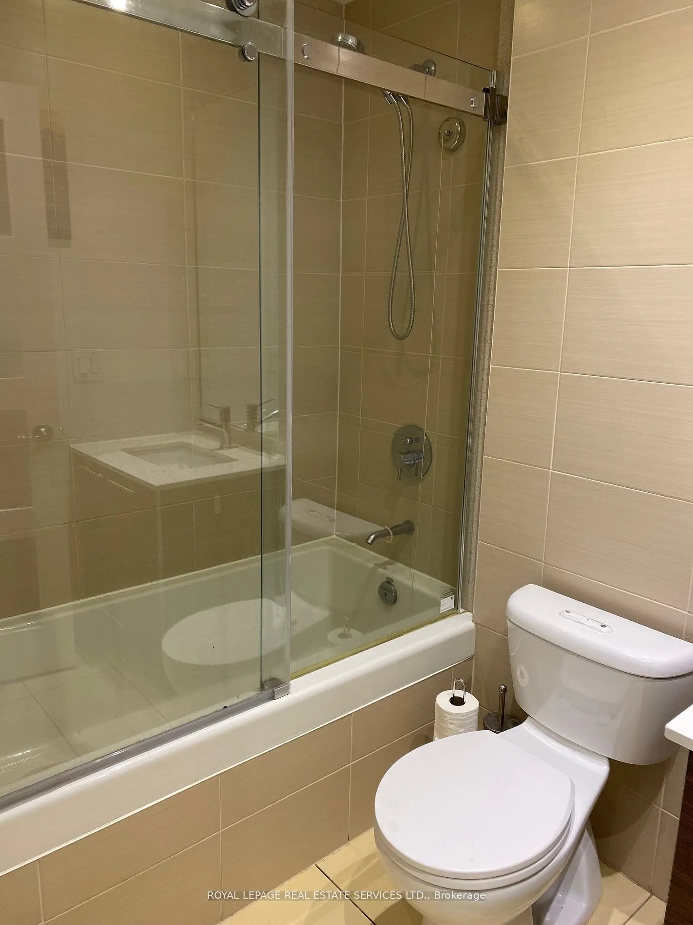 1 Market Street, #1605