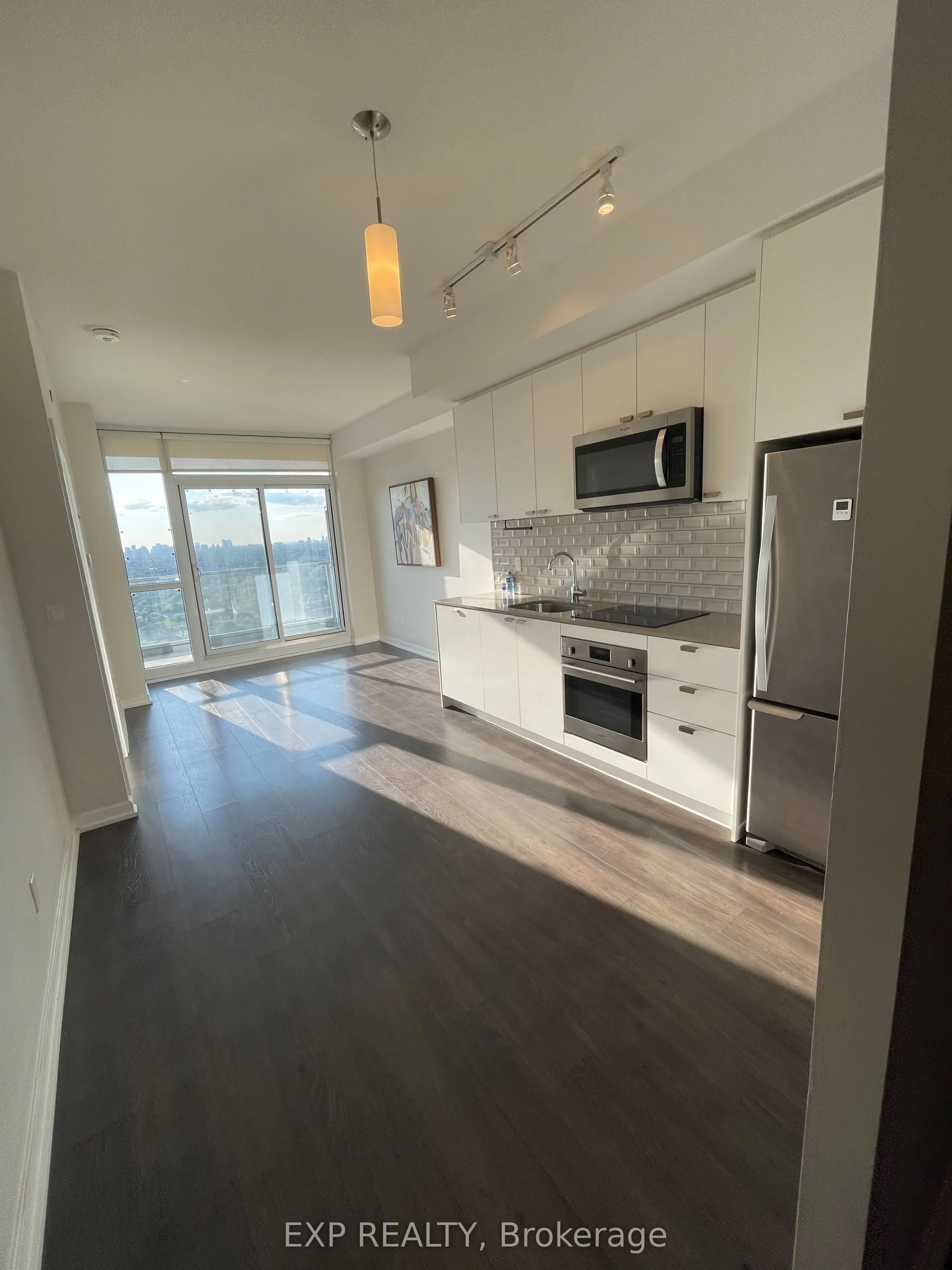 56 Forest Manor Drive, #2005