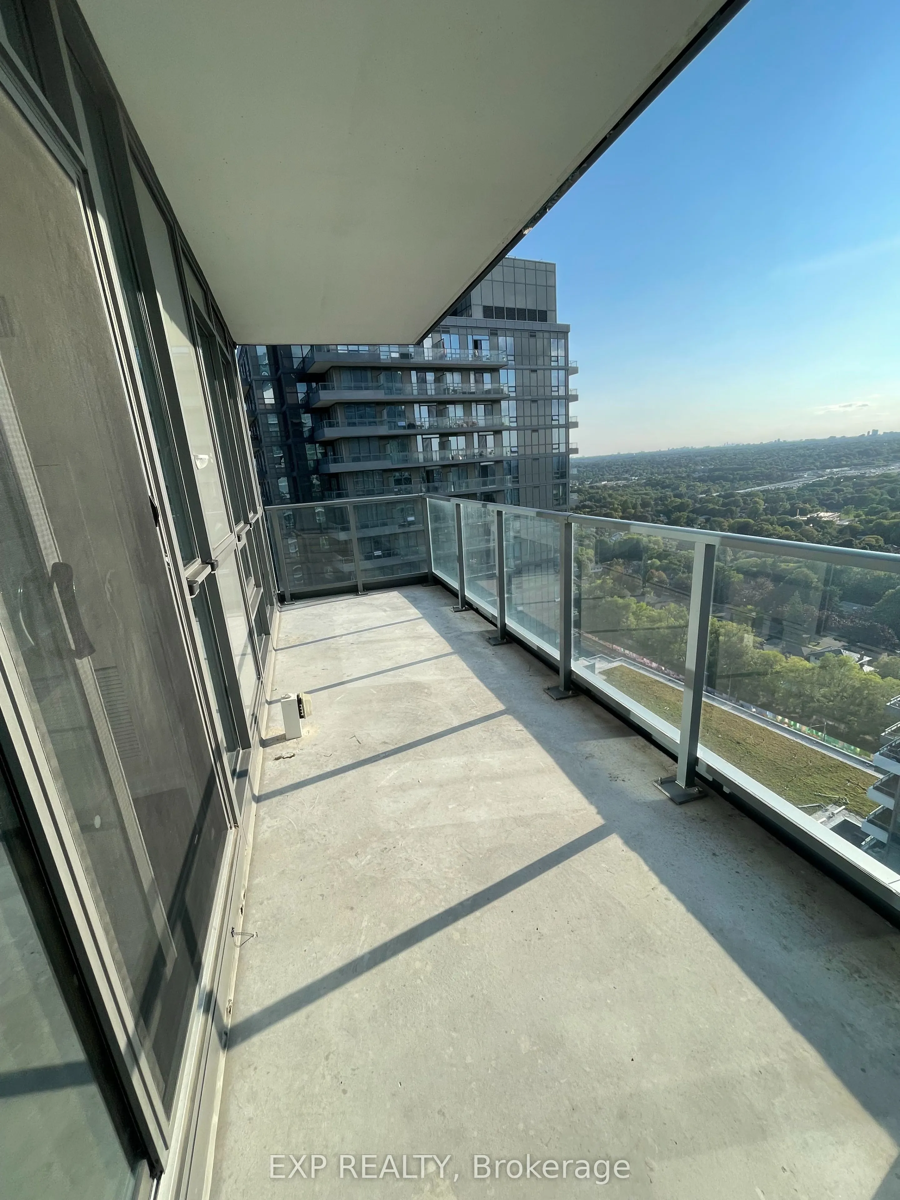 56 Forest Manor Drive, #2005