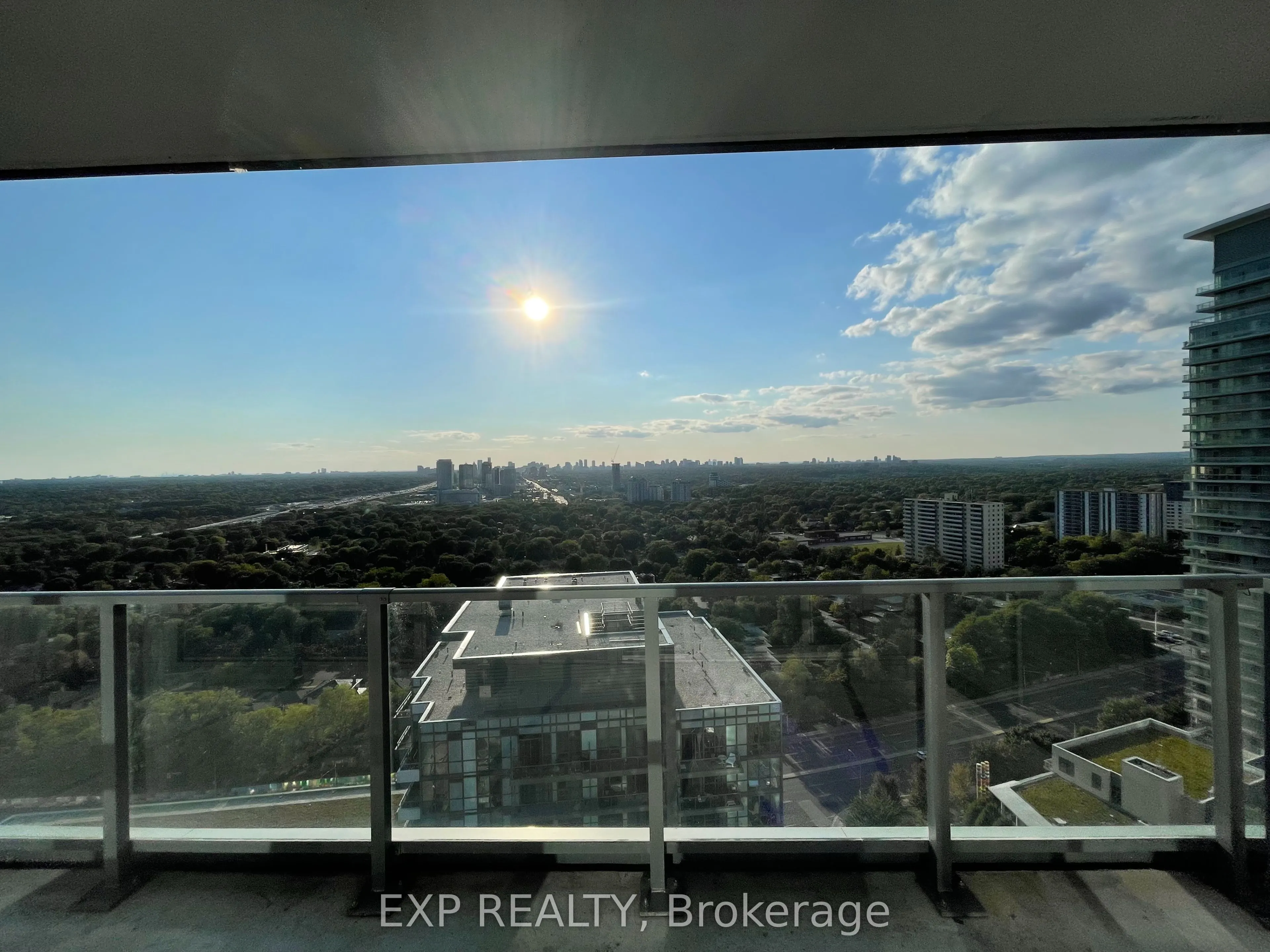 56 Forest Manor Drive, #2005