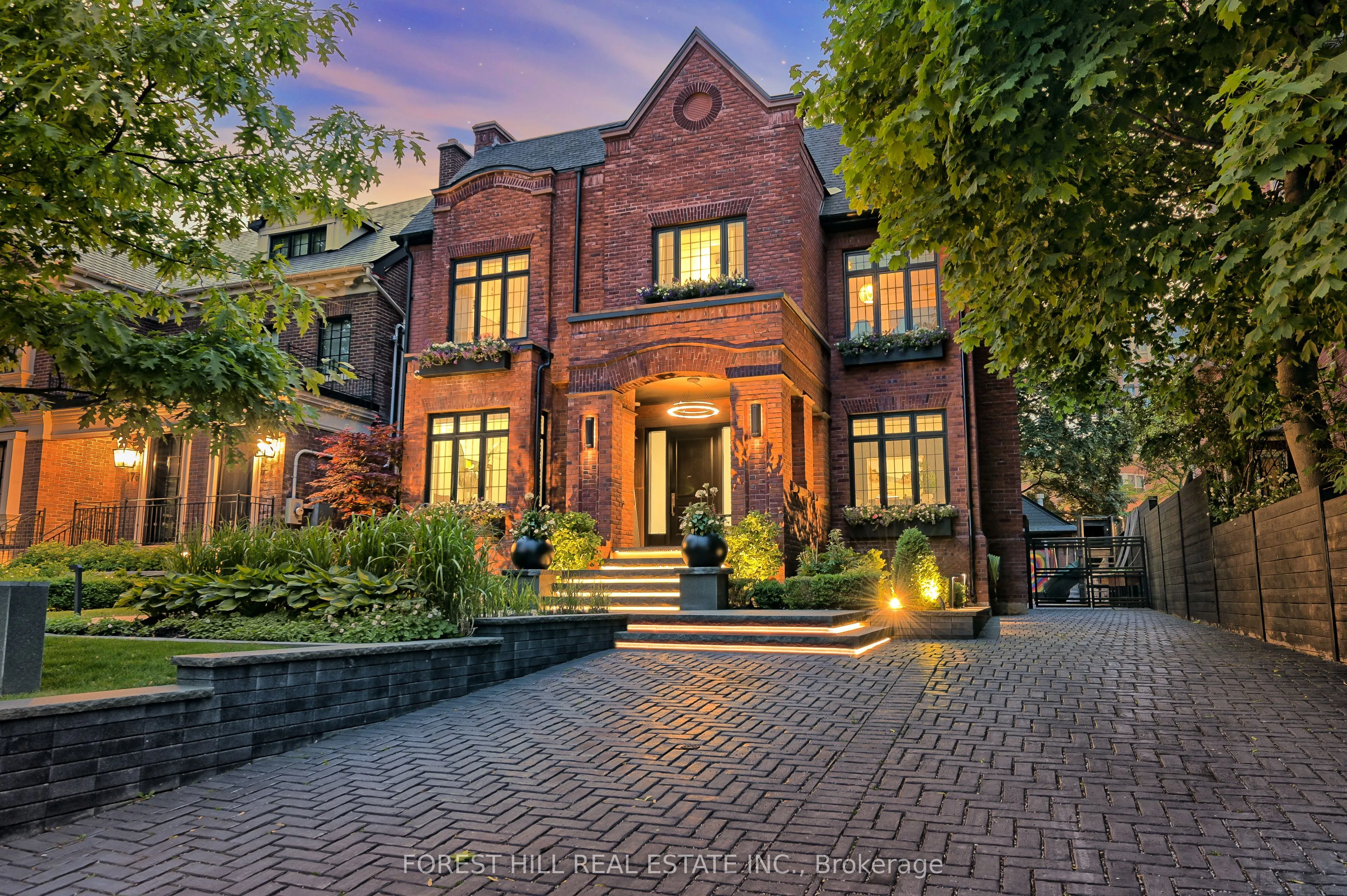 176 Balmoral Avenue