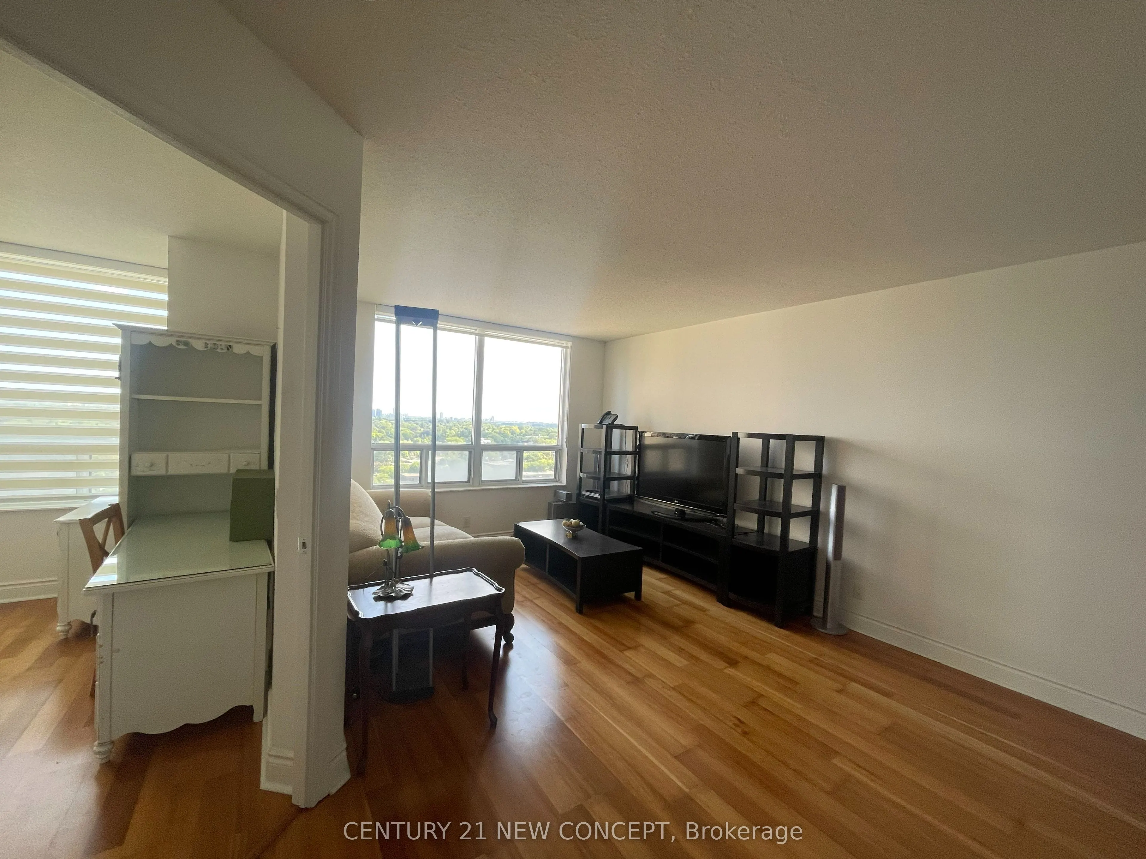 78 Harrison Garden Boulevard, #1403