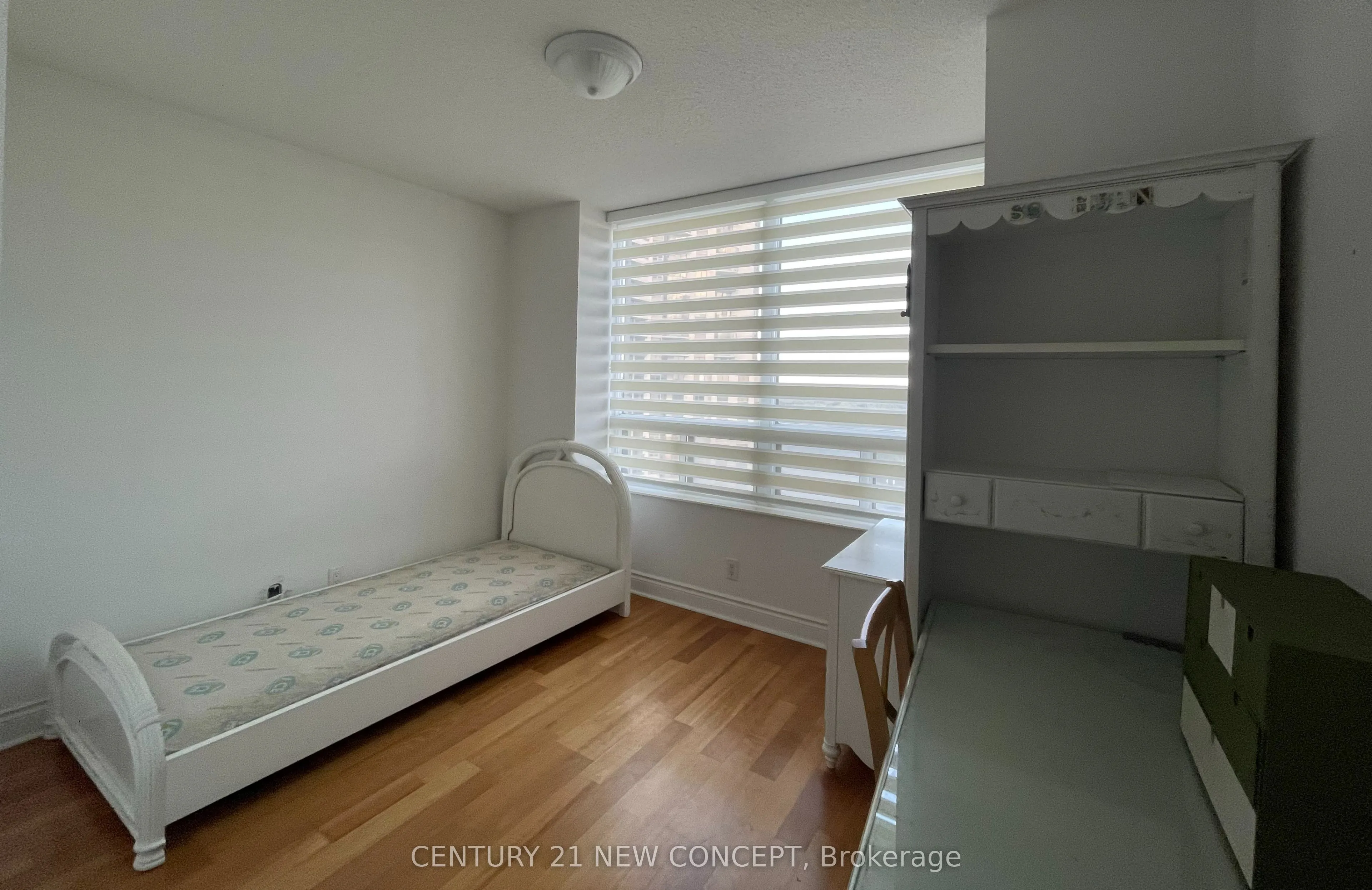 78 Harrison Garden Boulevard, #1403