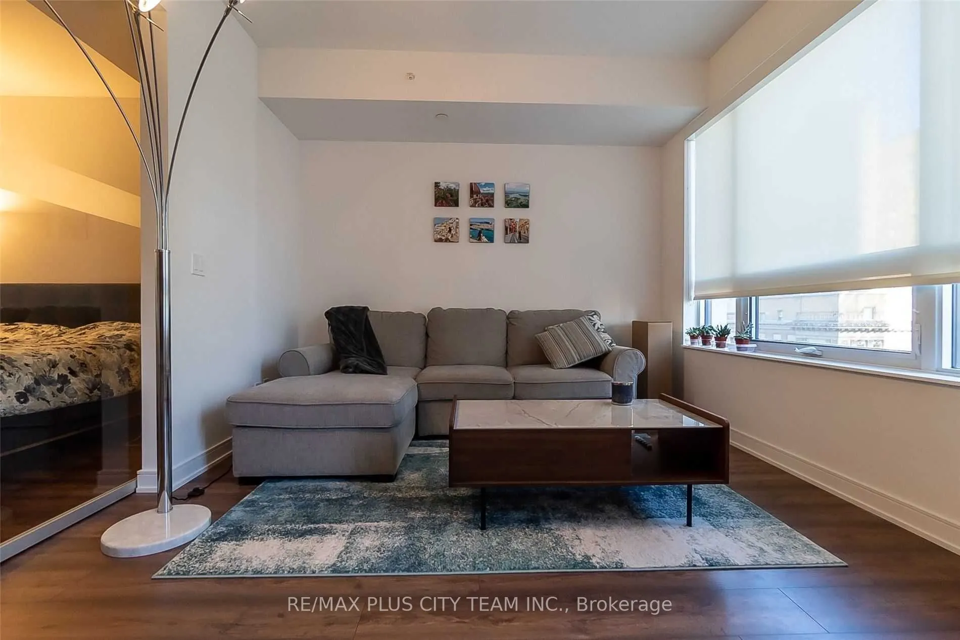 88 Scott Street, #1008