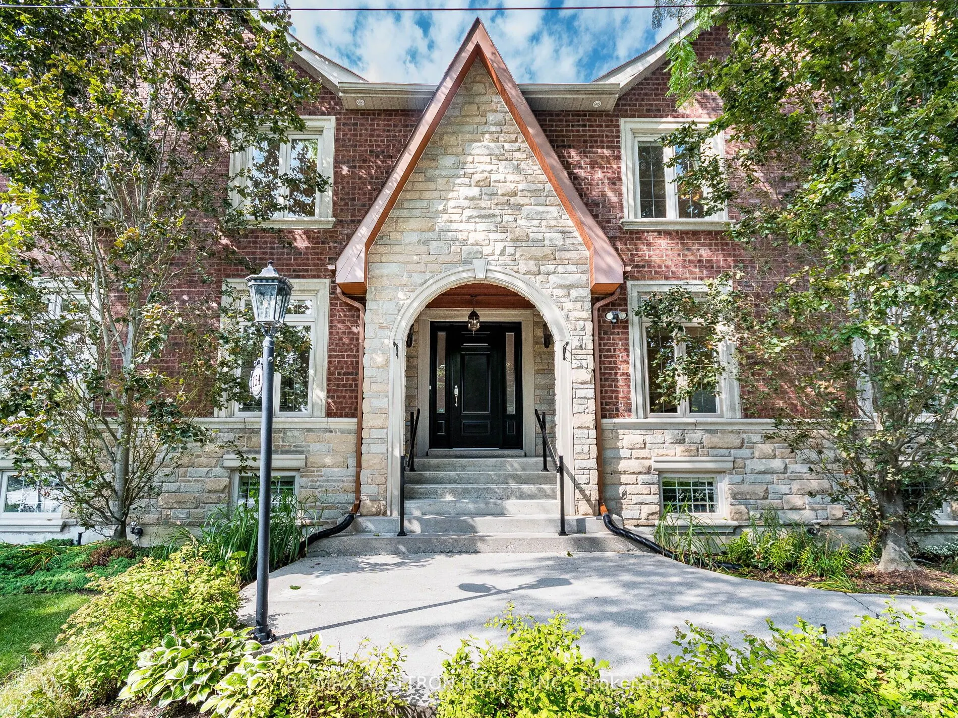 154 Glen Park Avenue