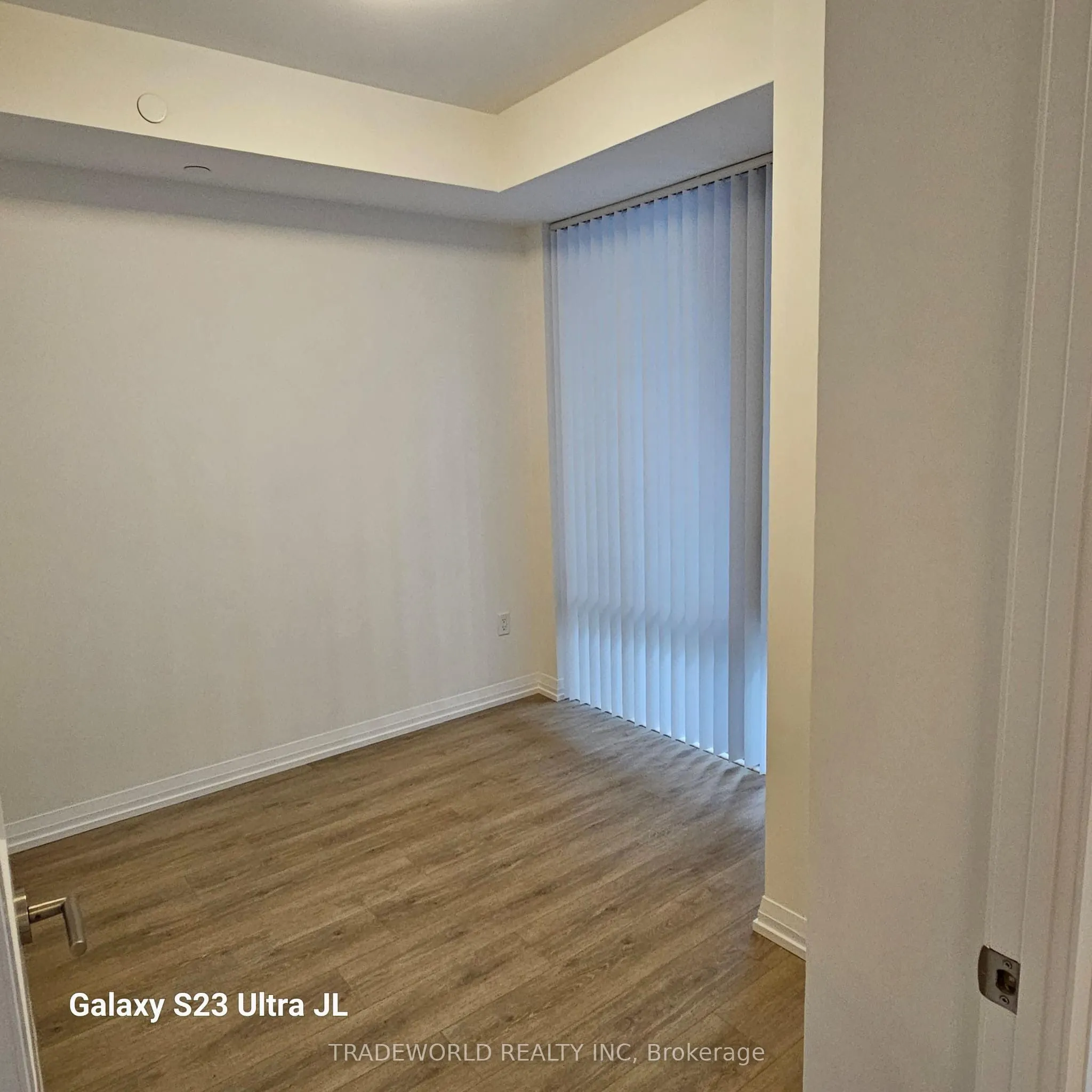 50 Dunfield Avenue, #718