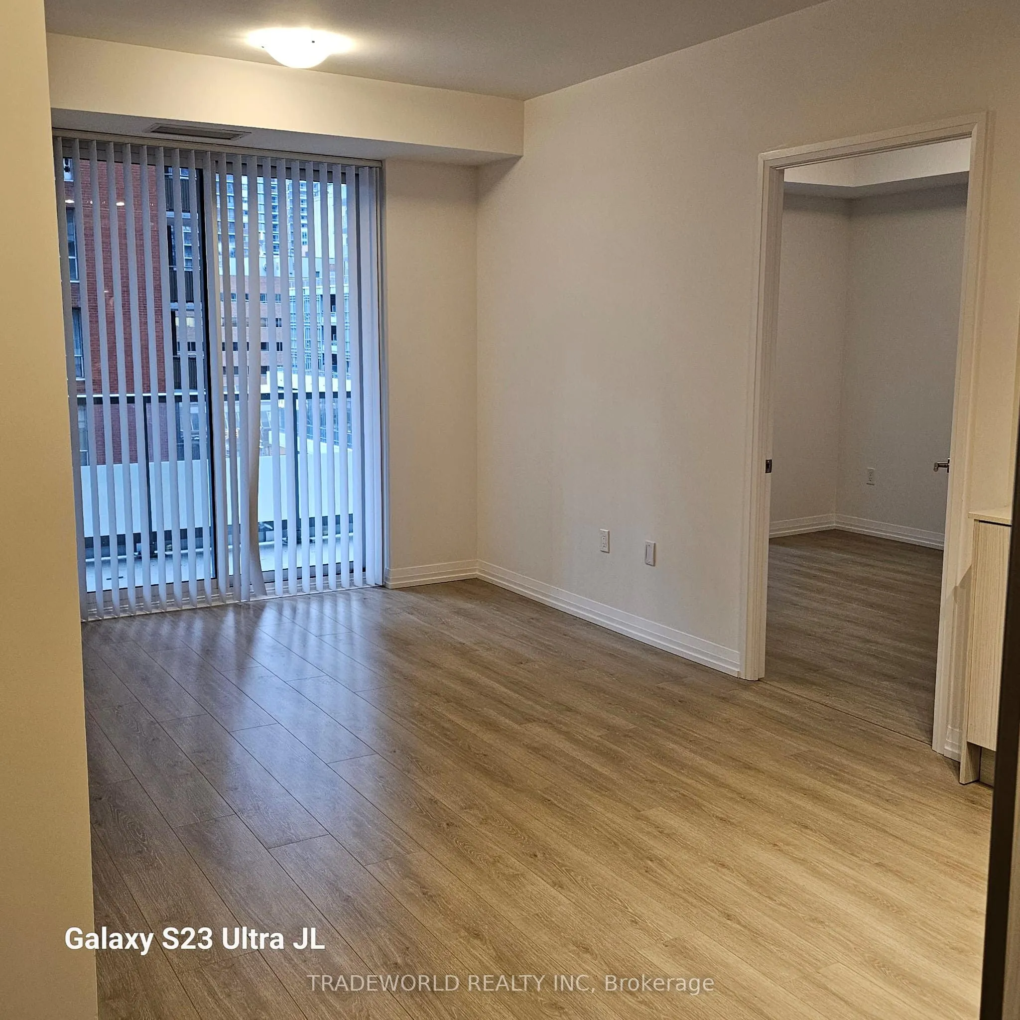 50 Dunfield Avenue, #718
