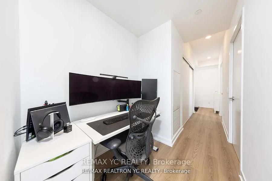 20 Edward Street, #2516