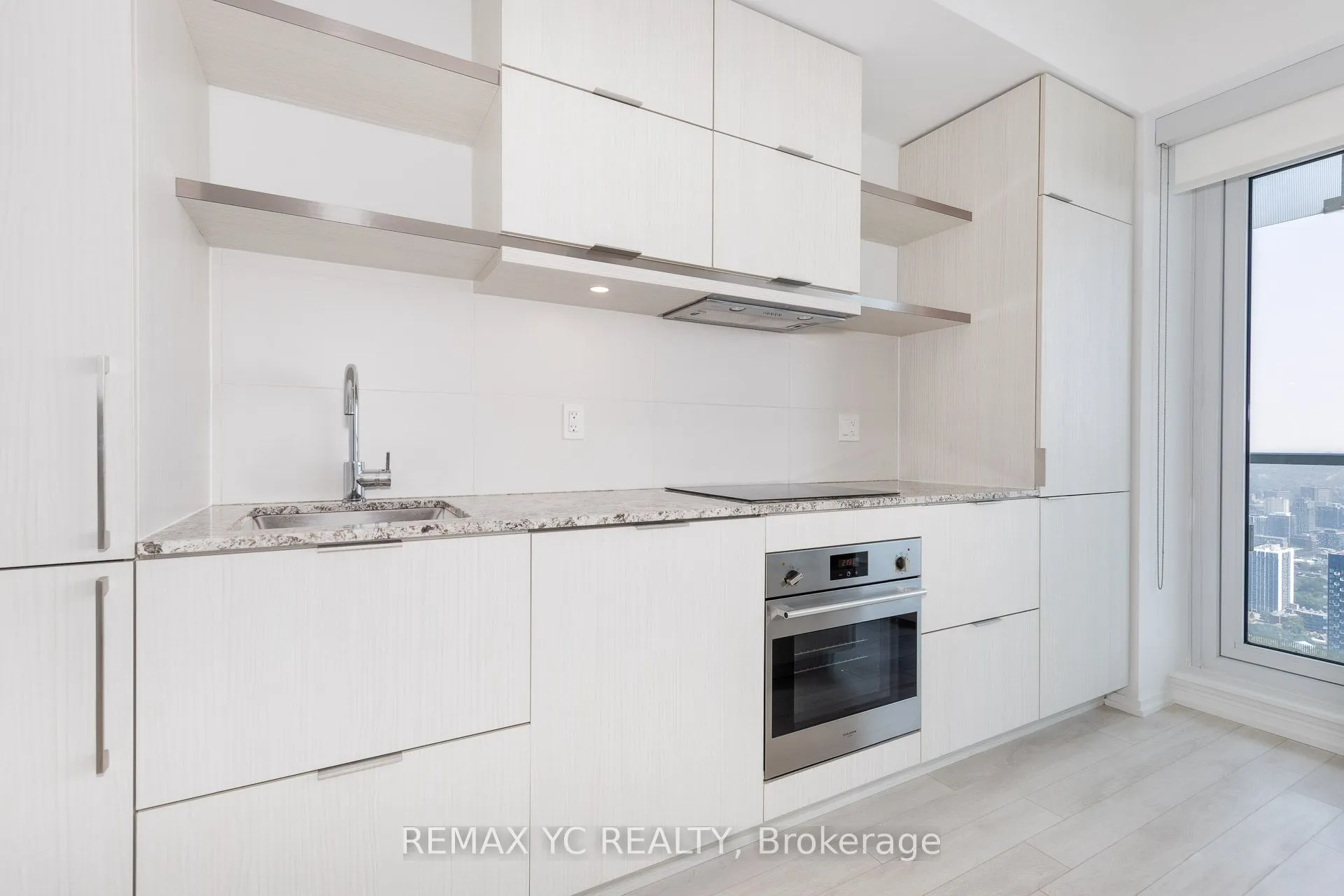 197 Yonge Street, #5104