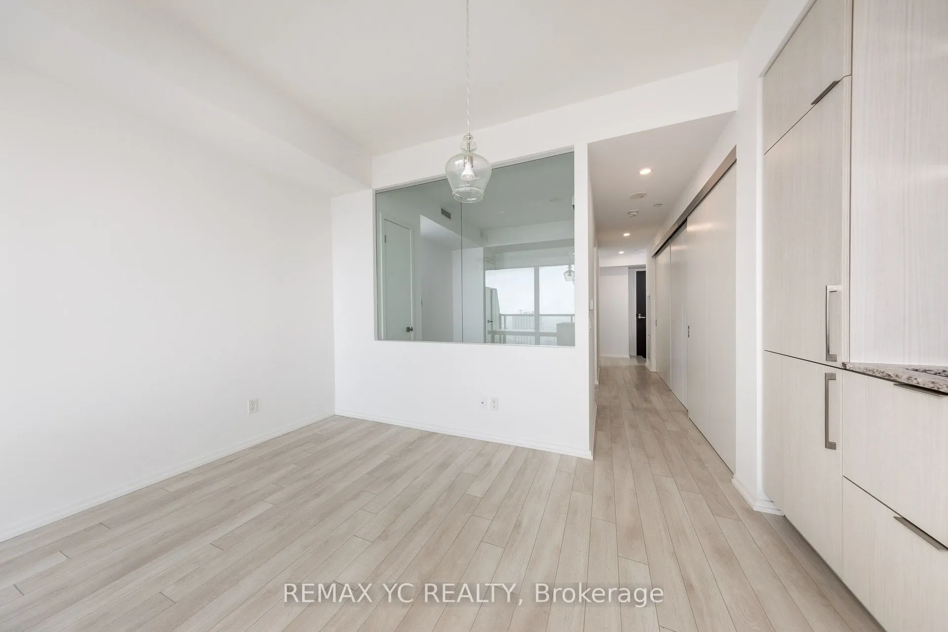 197 Yonge Street, #5104