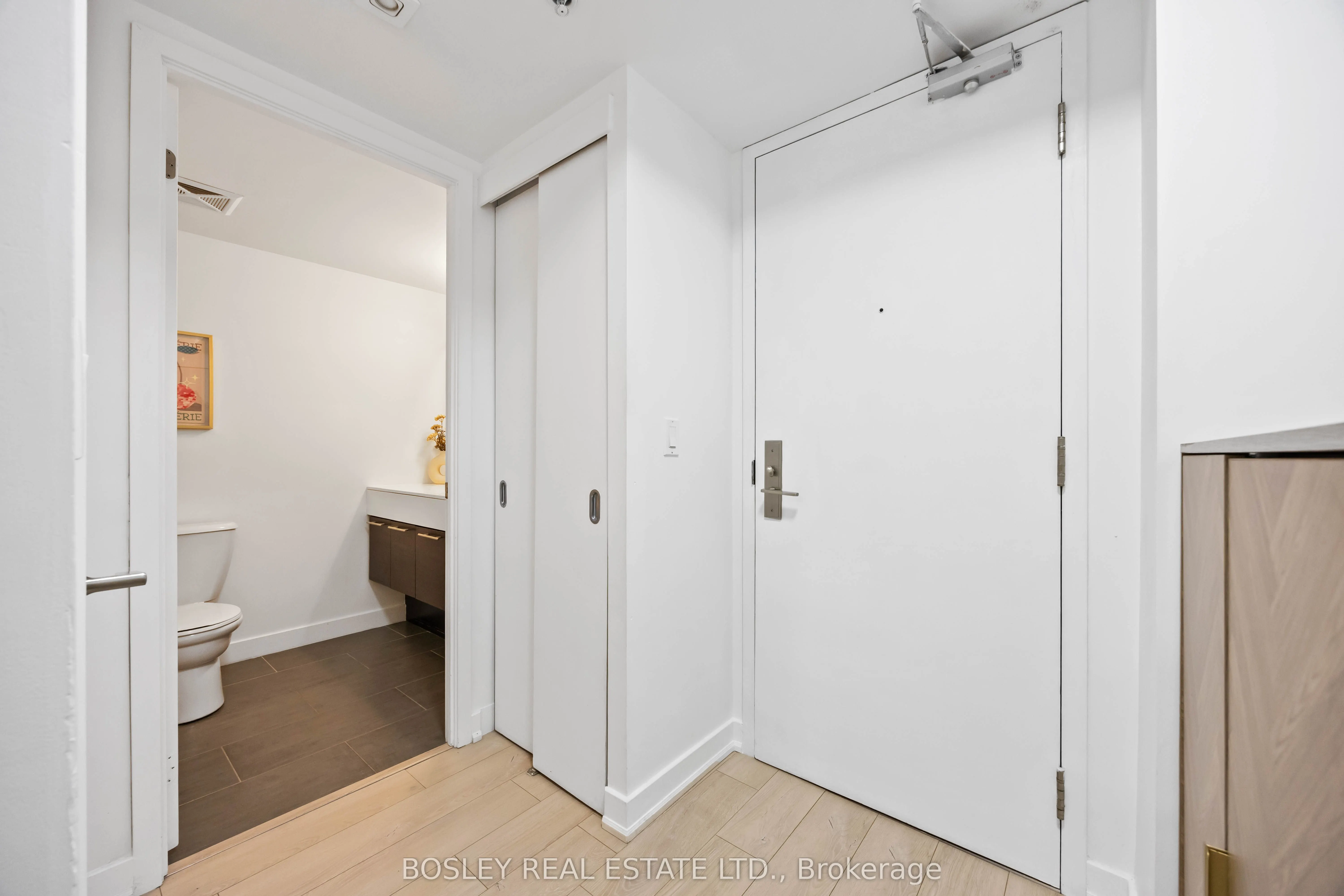 21 Nelson Street, #512