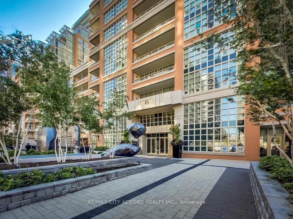 85 East Liberty Street, #804