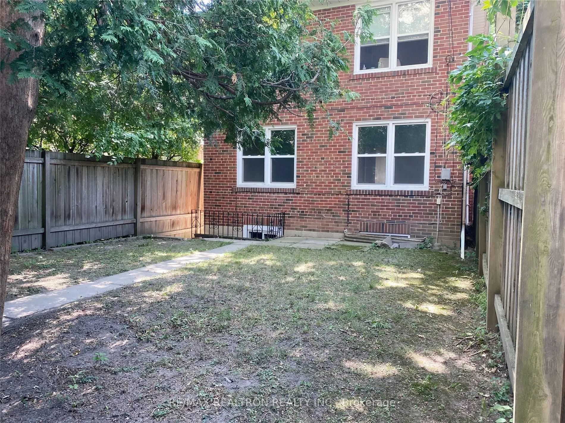 22 Gormley Avenue, #Main